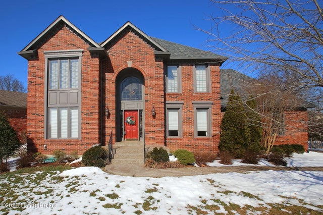 702 Lake Forest Pkwy, Louisville