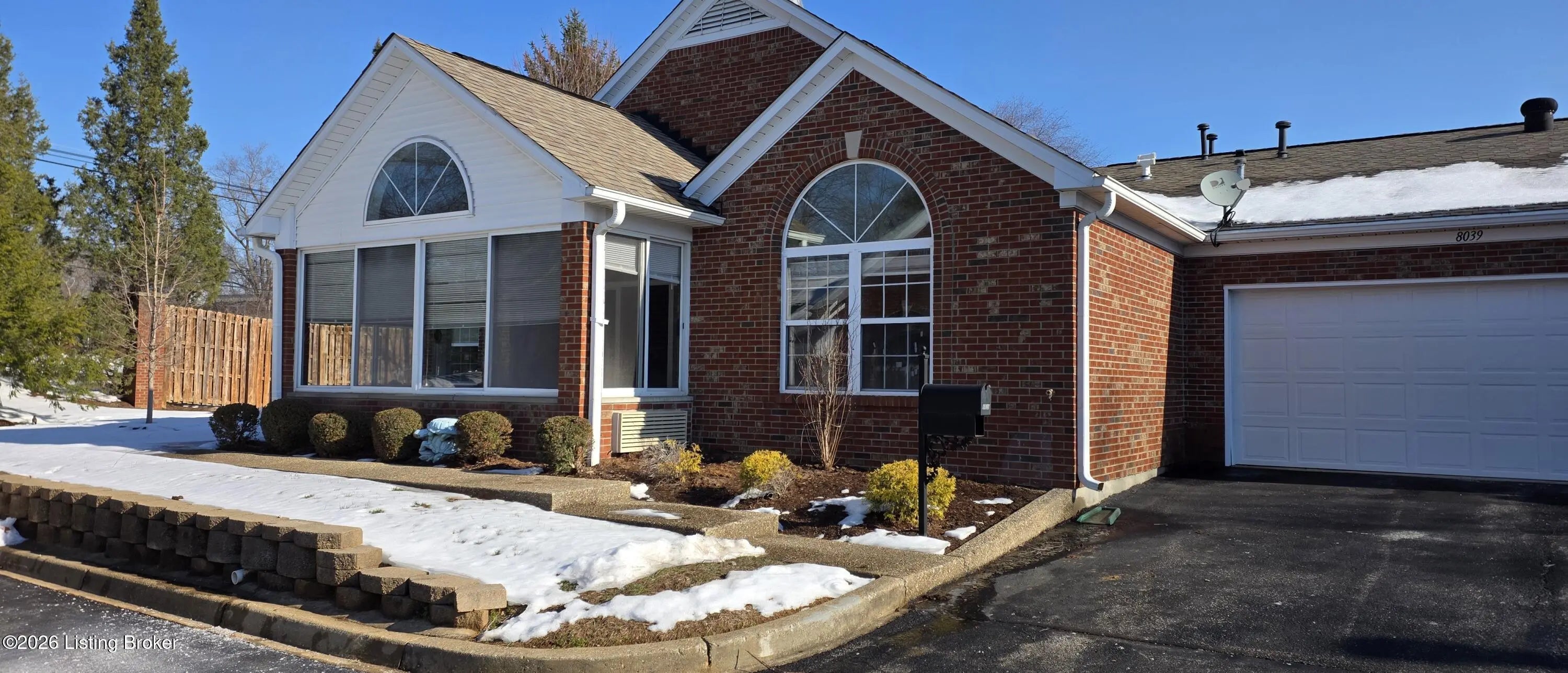 Photo of Listing #1708747