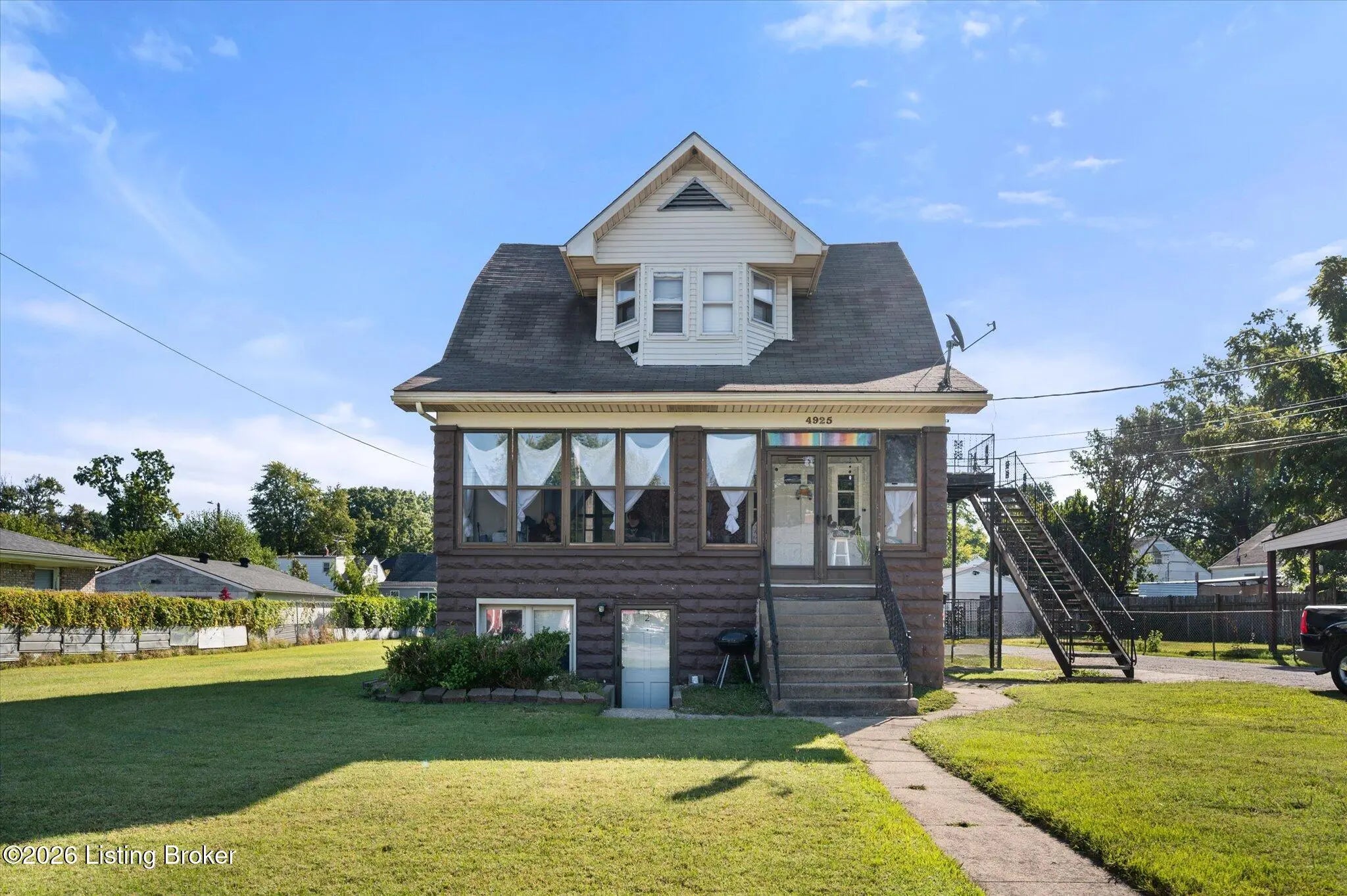 Photo of Listing #1708755