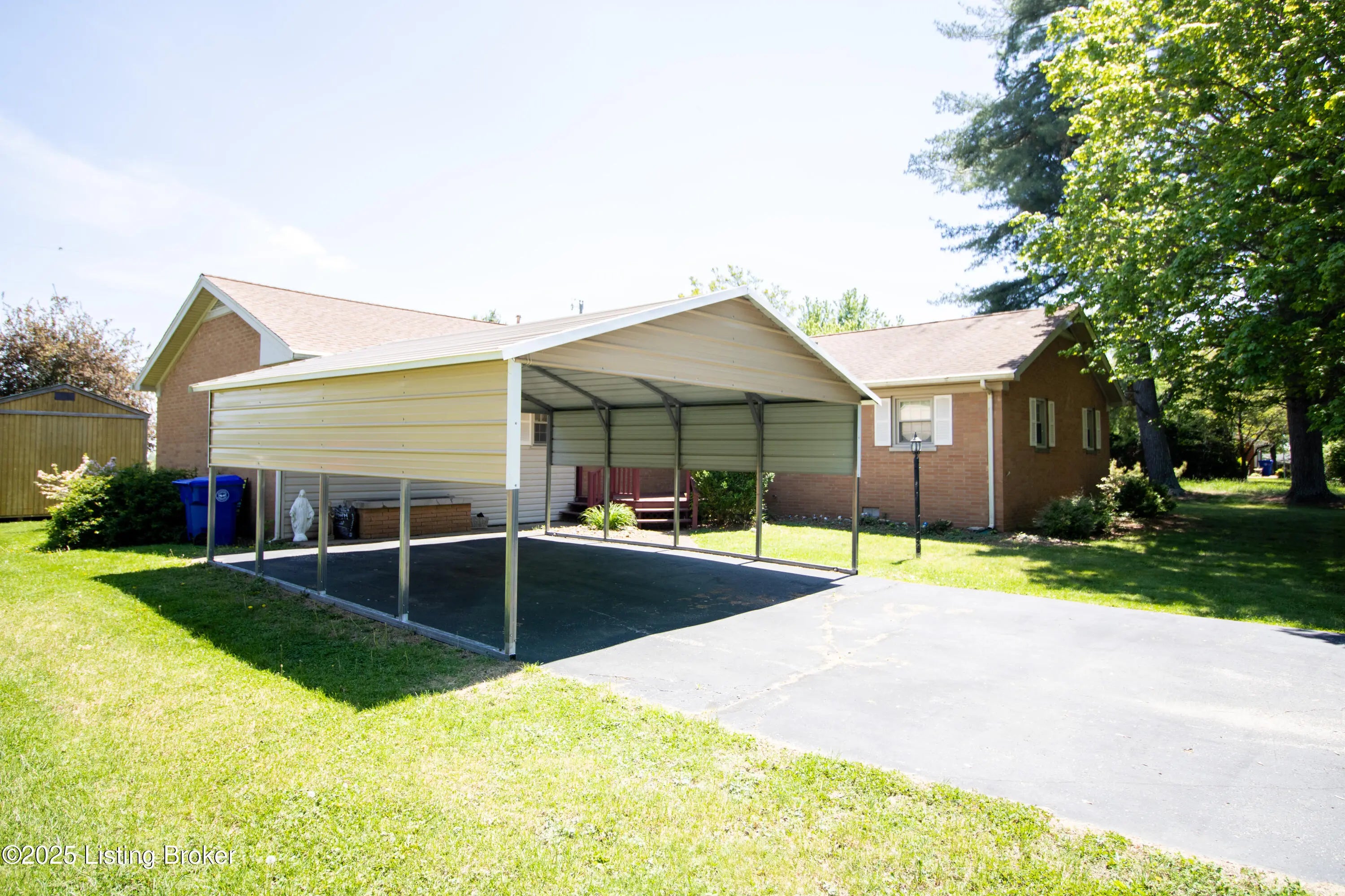 Photo of Listing #1708839