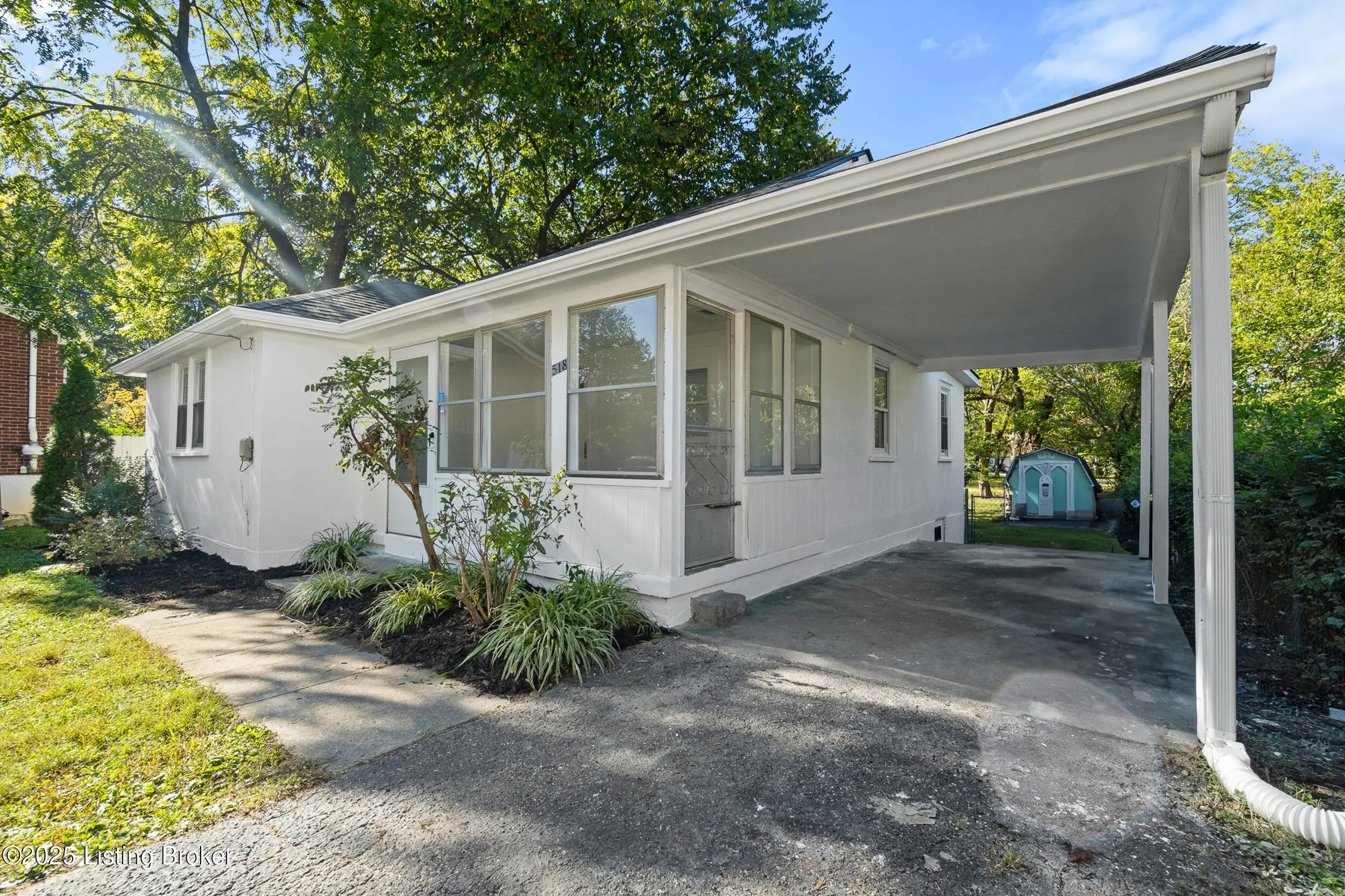 Photo of Listing #1708969