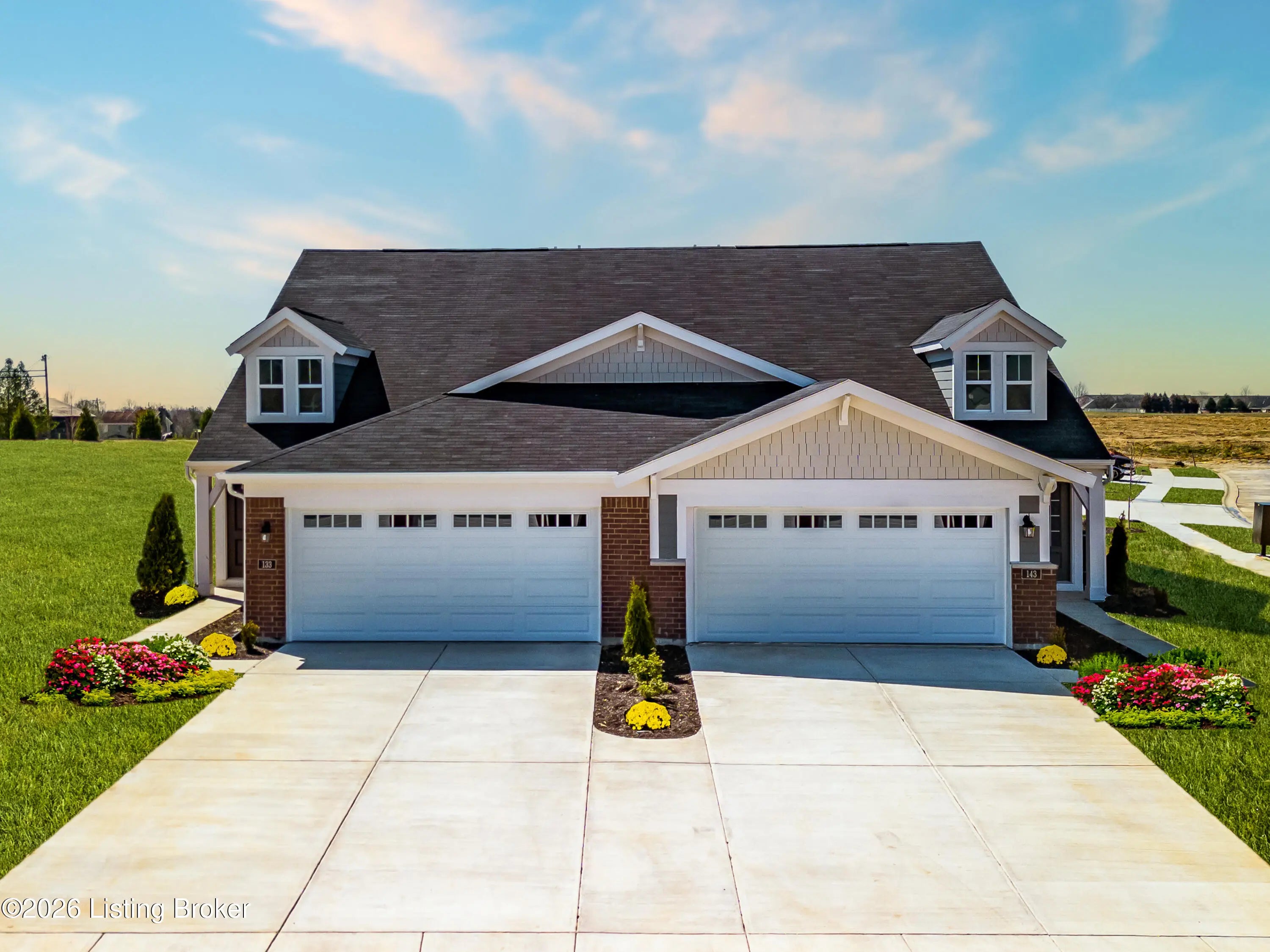 Photo of Listing #1708936