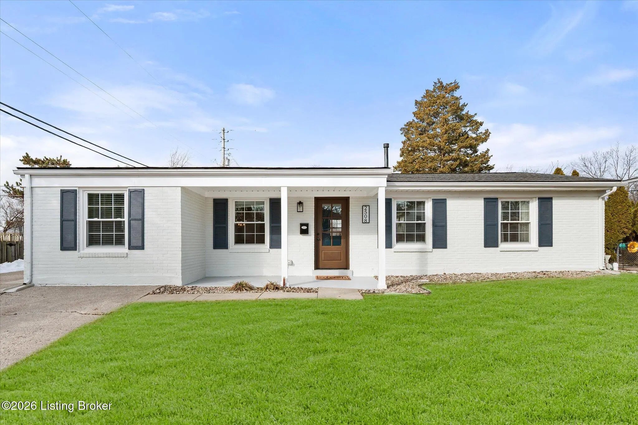 Photo of Listing #1709000