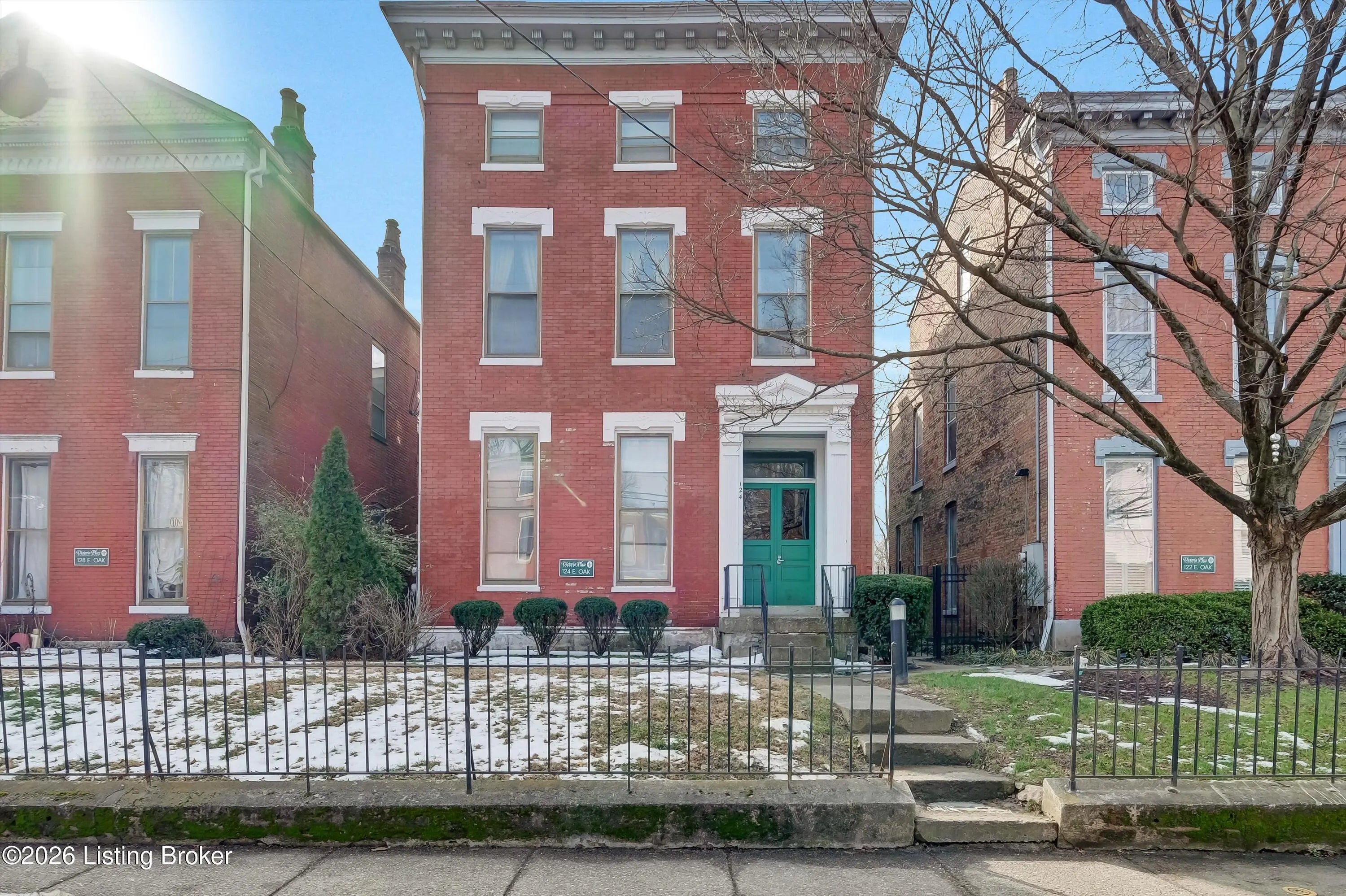 Photo of Listing #1709126