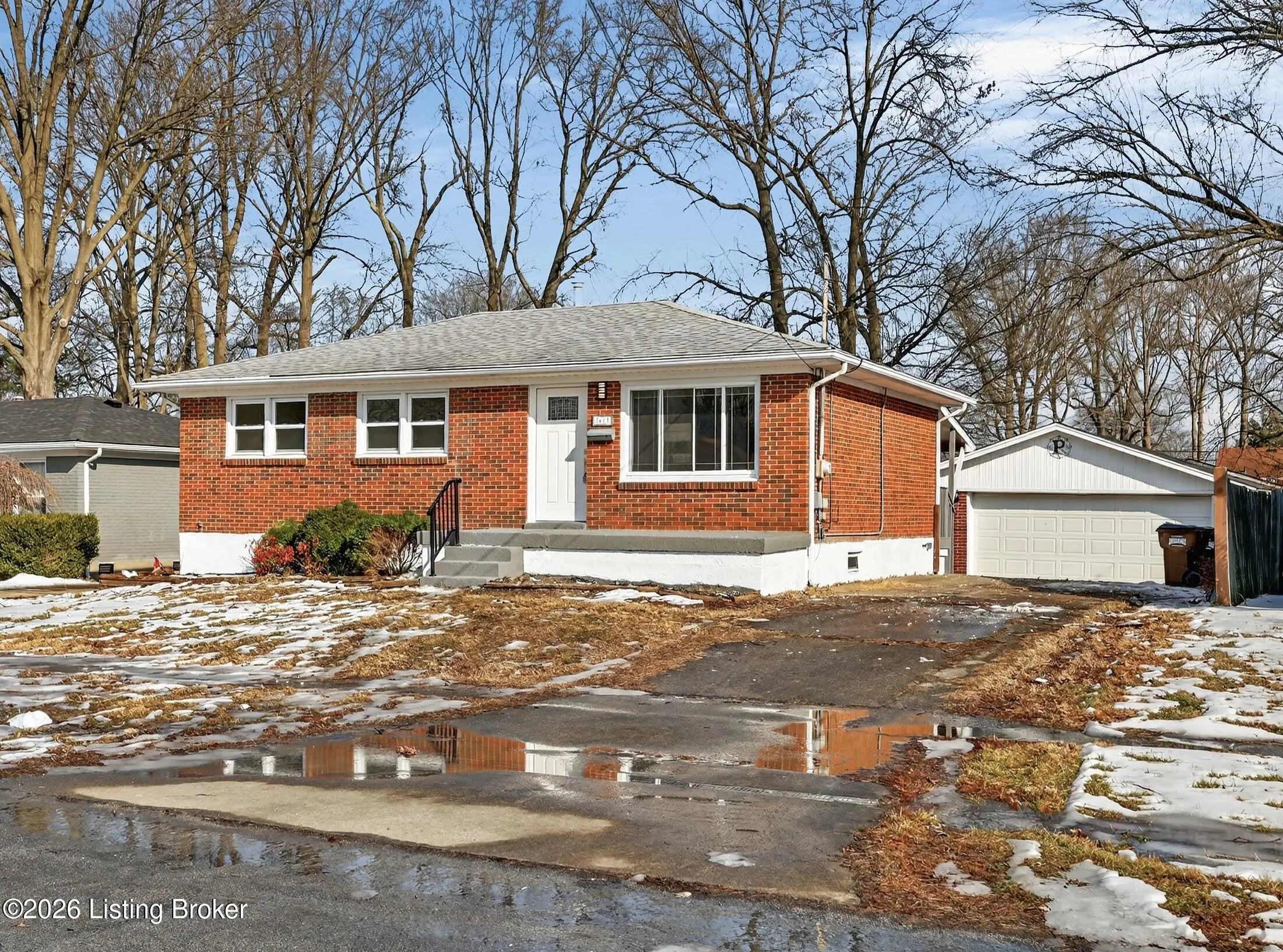 Photo of Listing #1709046