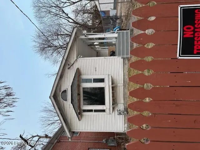 Photo of Listing #1709037