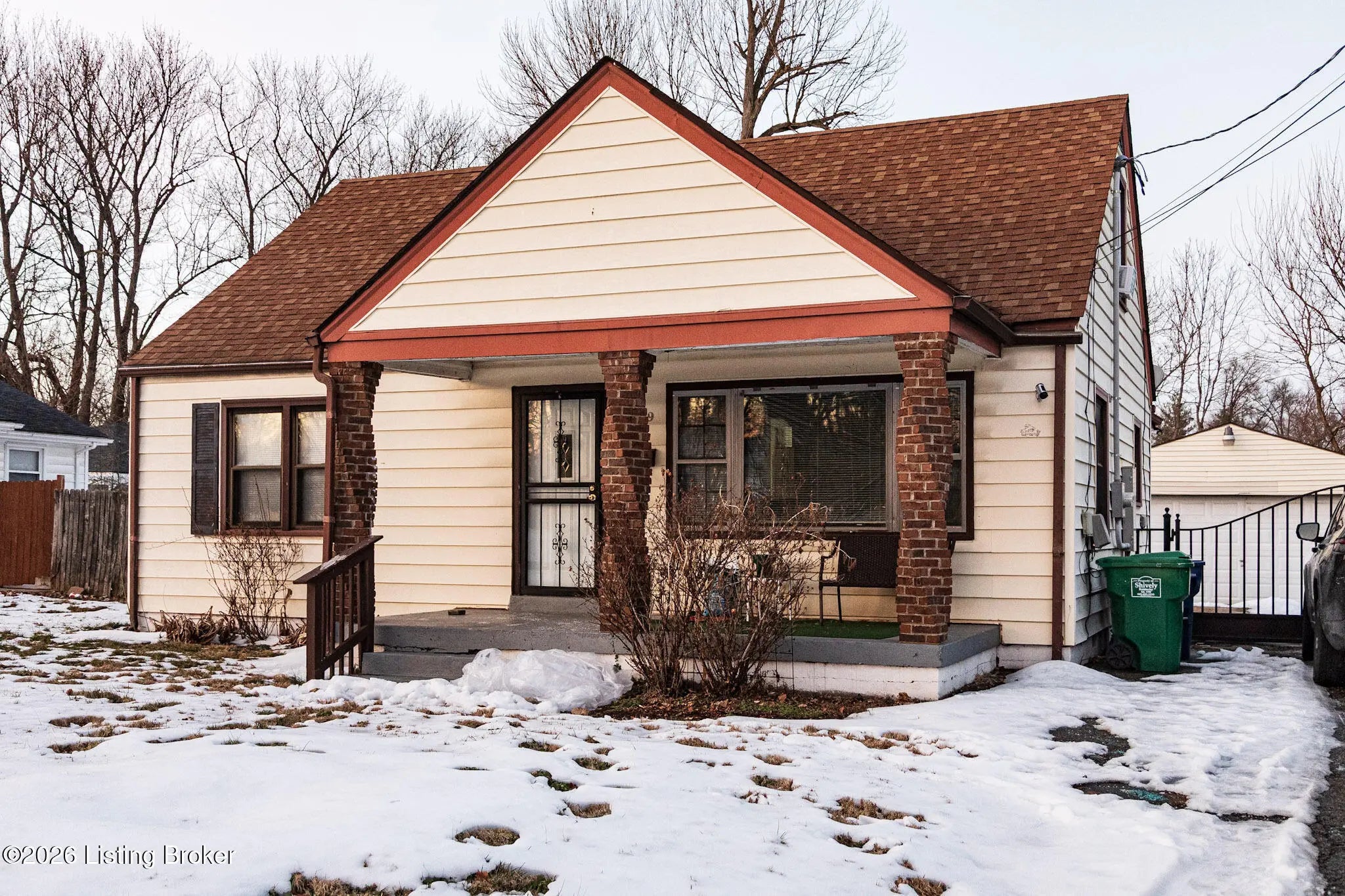 Photo of Listing #1709054