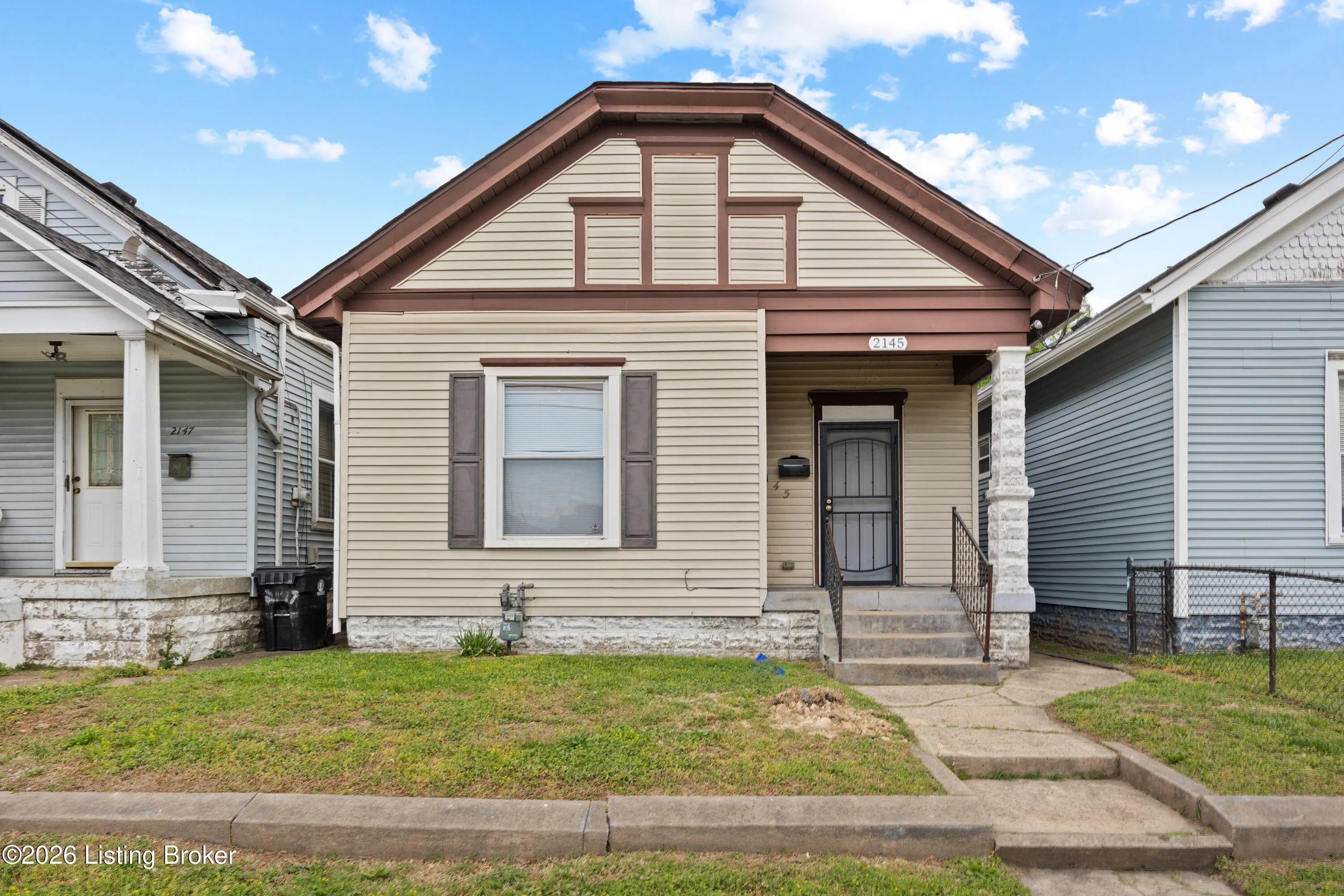 Photo of Listing #1709075