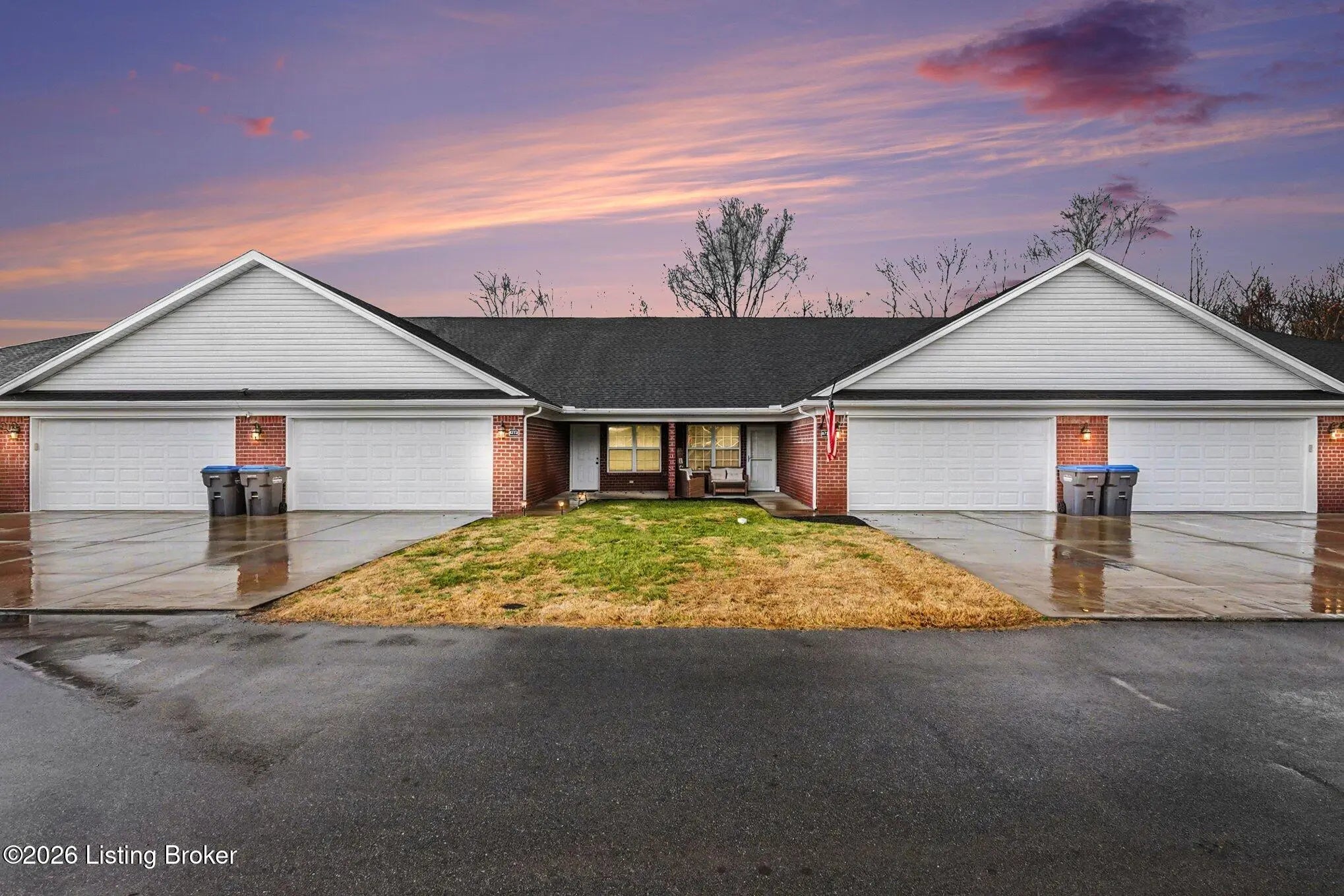 Photo of Listing #1709565