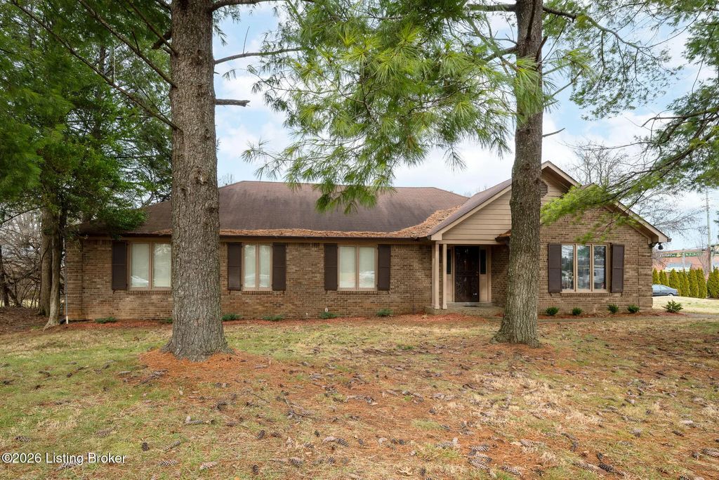 1800 Rudy Ln, Louisville