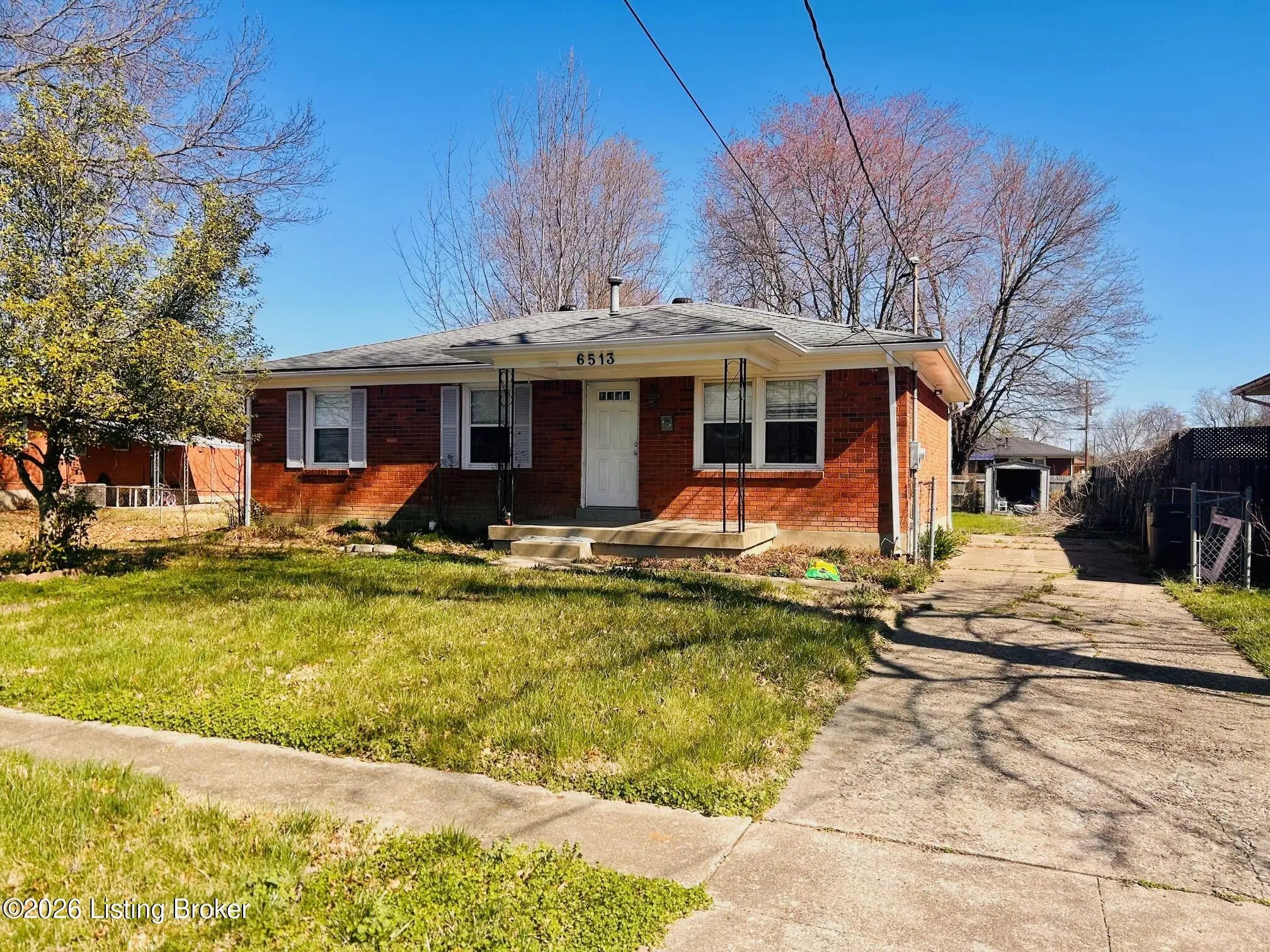 Photo of Listing #1711353