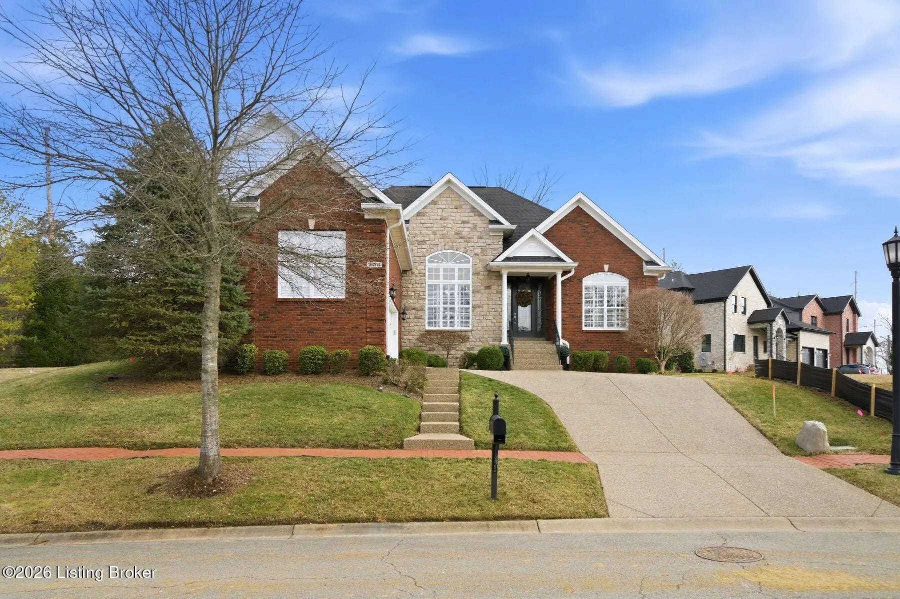 Photo of Listing #1709382