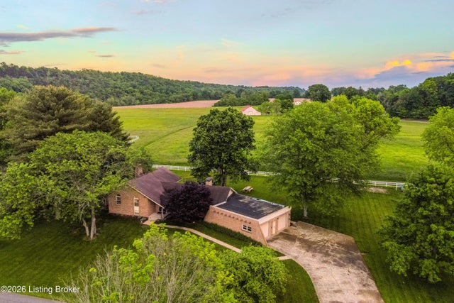 6 Justice Ln, Frankfort