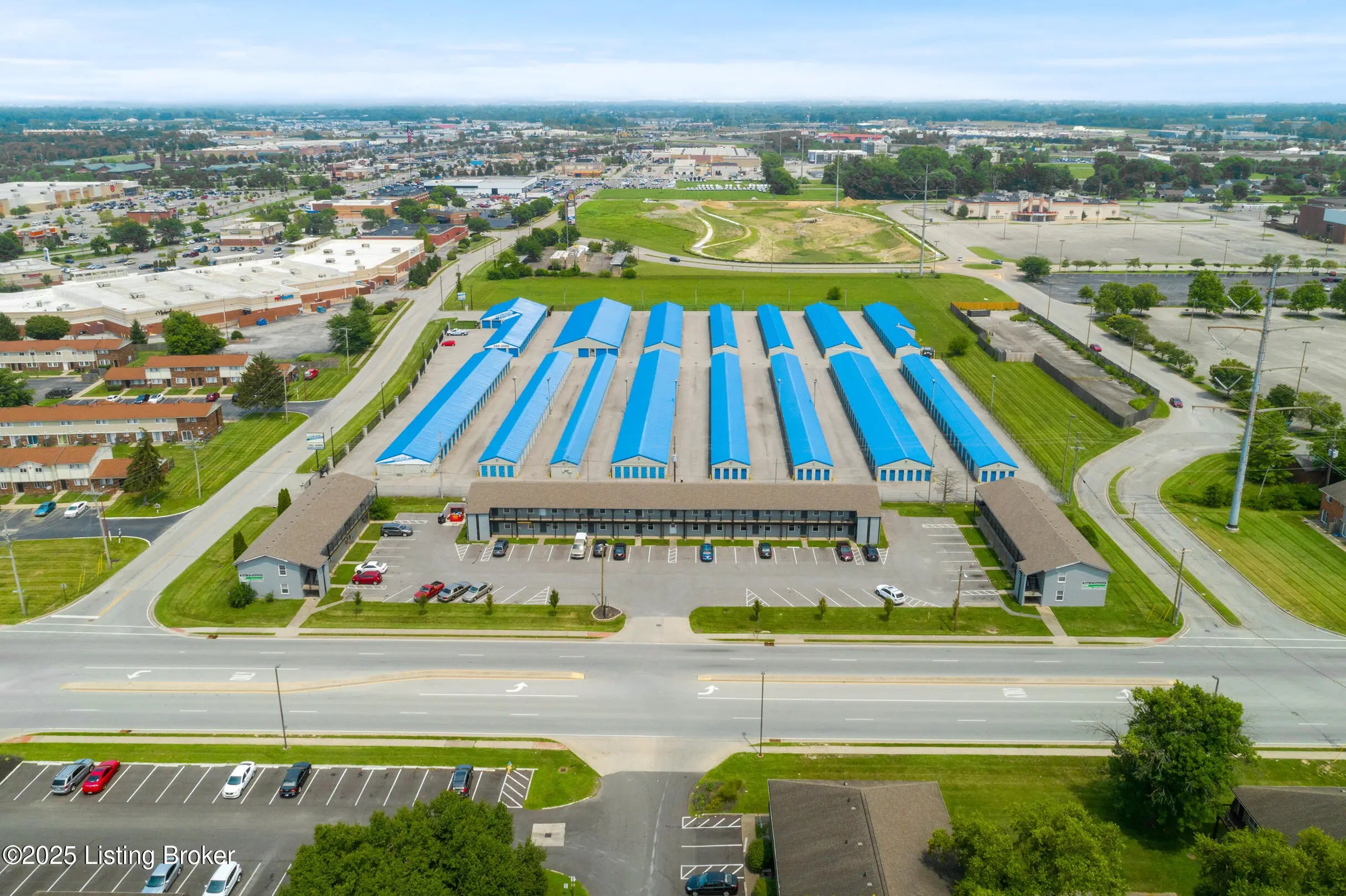 Photo of Listing #1709227