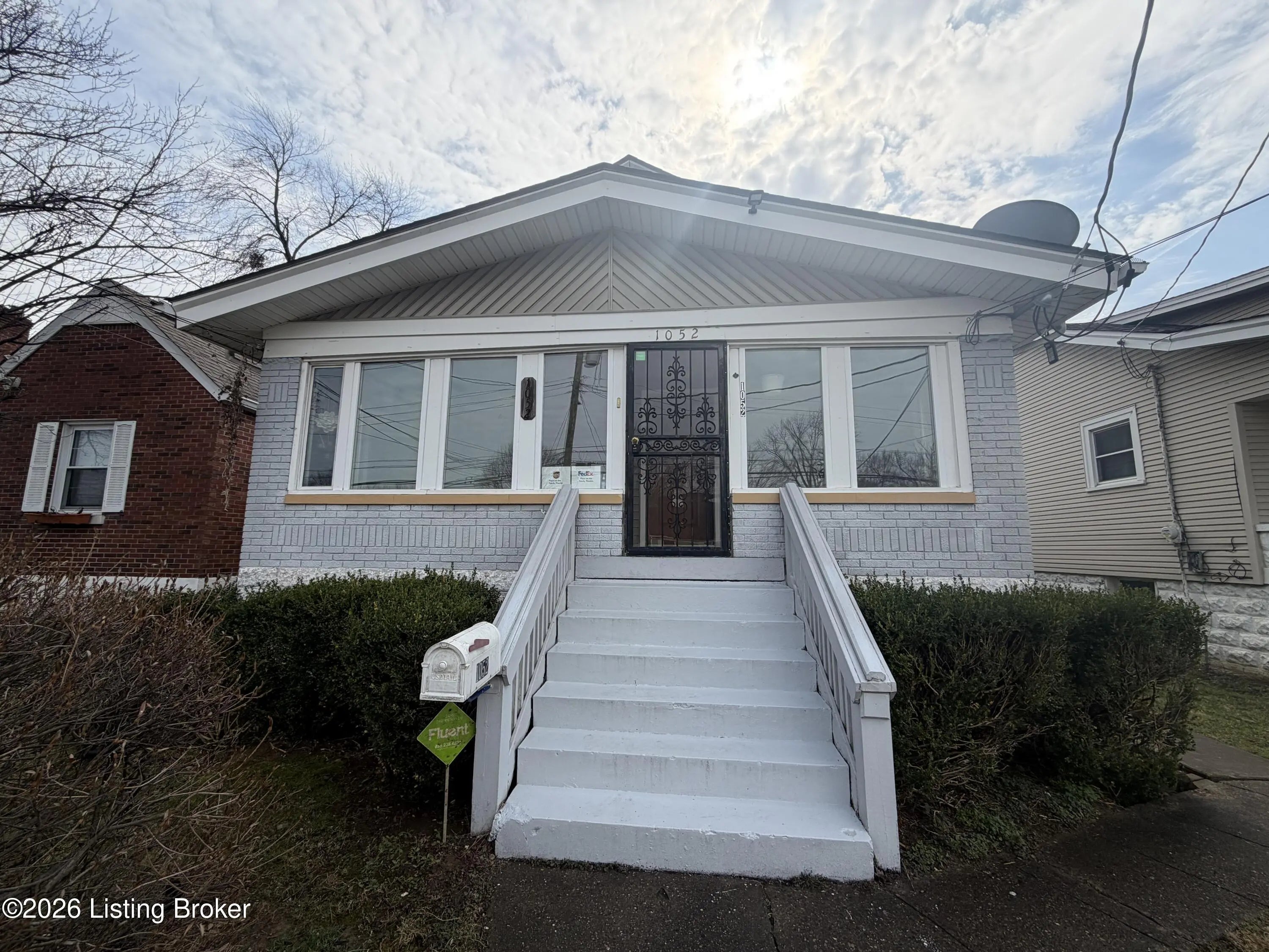 Photo of Listing #1712094