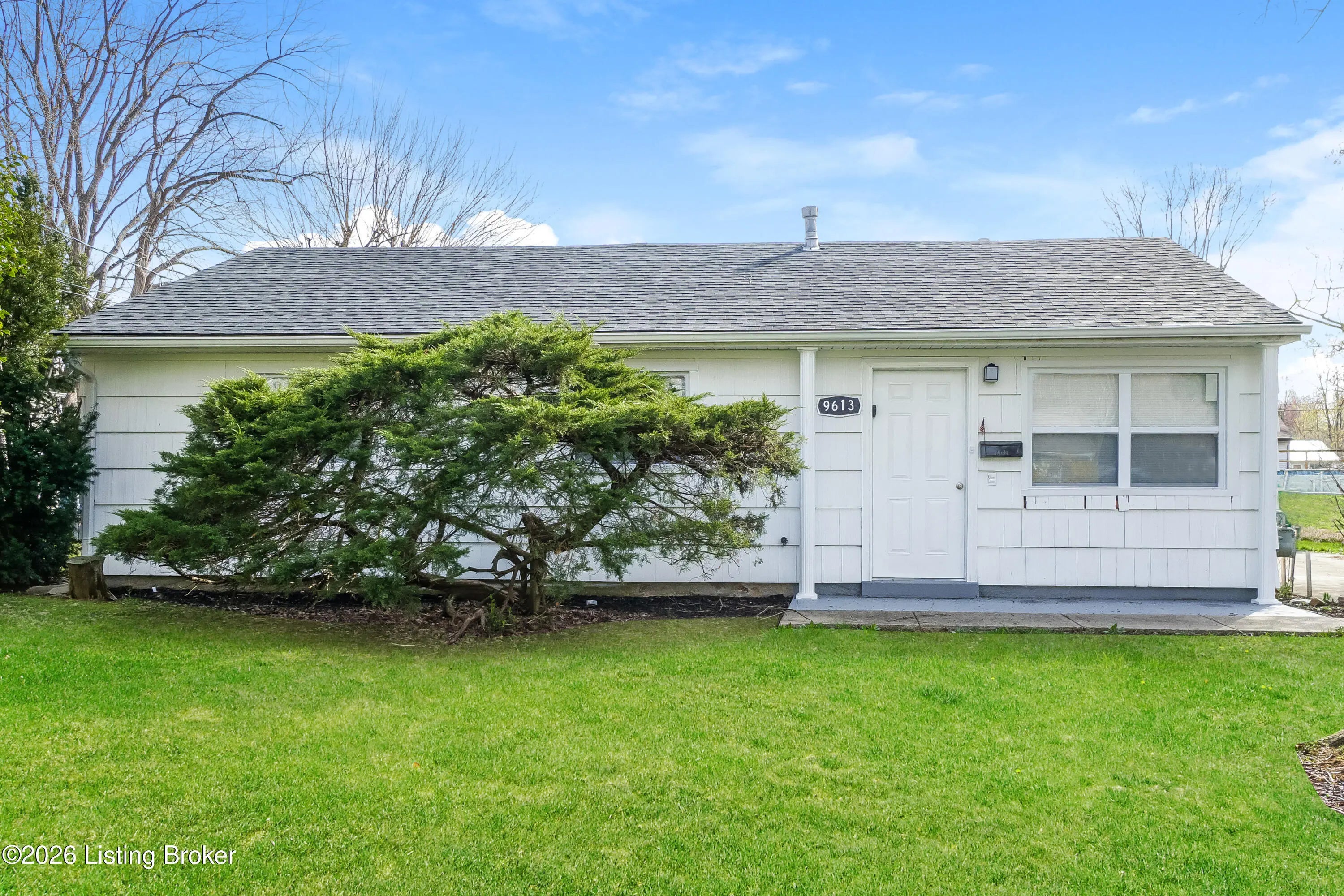 Photo of Listing #1709277