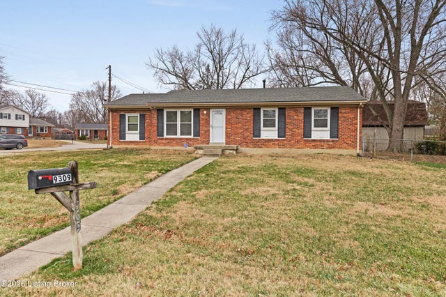 9309 Cloverwood Ln, Louisville