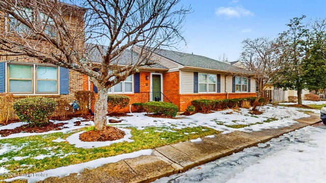 10602 Sycamore Trail, Louisville