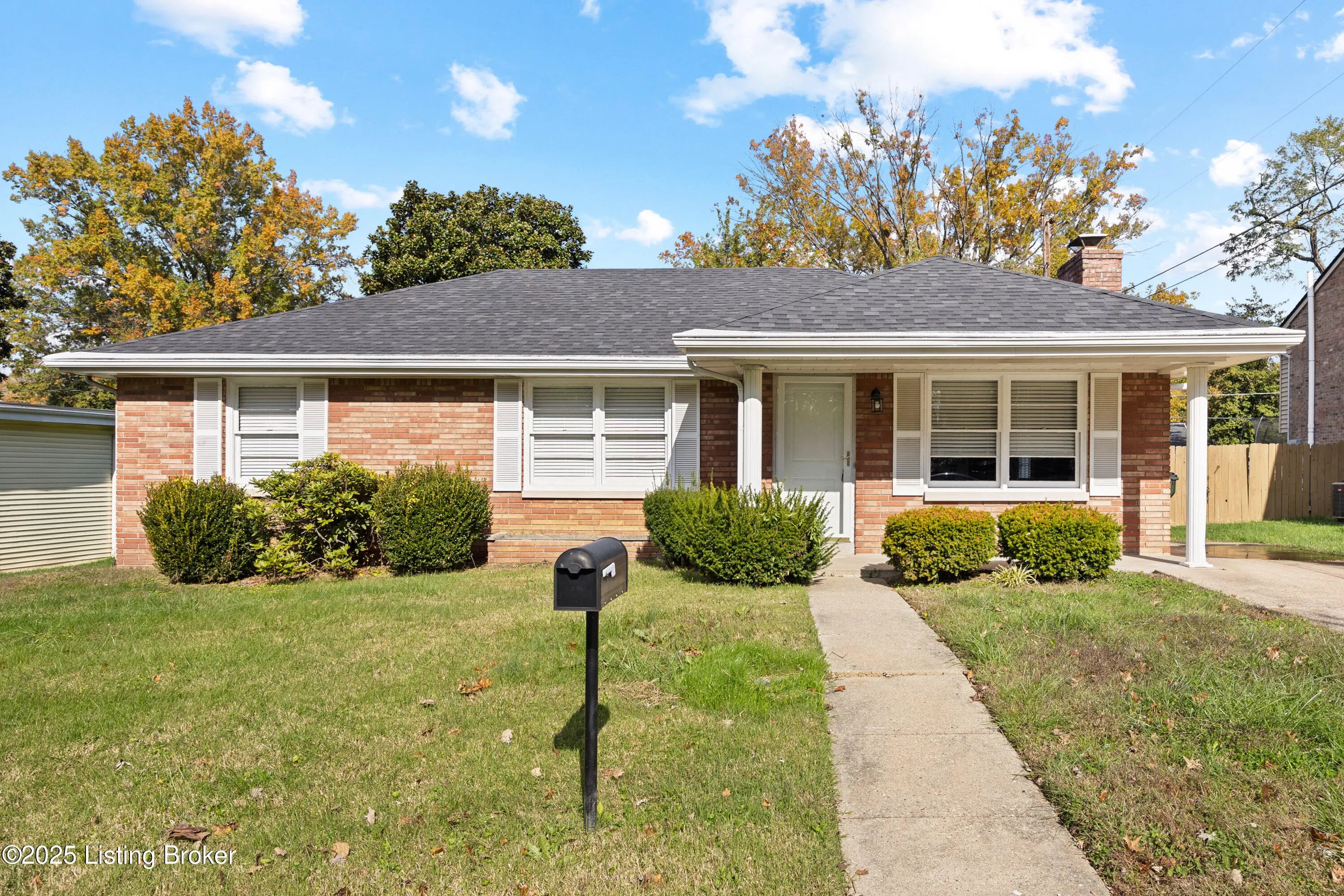 Photo of Listing #1709523