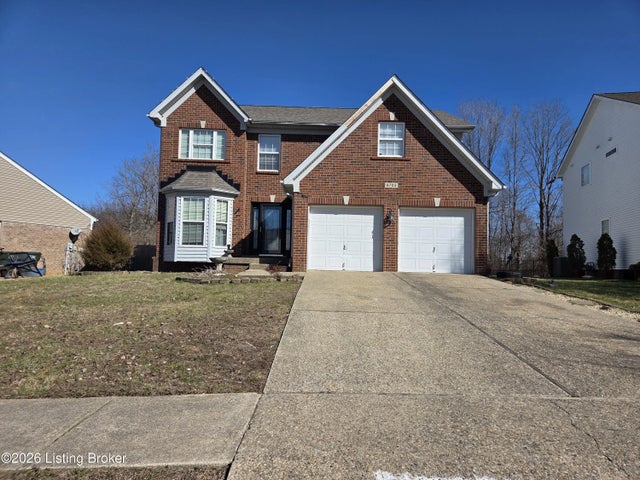 8703 Sanctuary Ln, Louisville