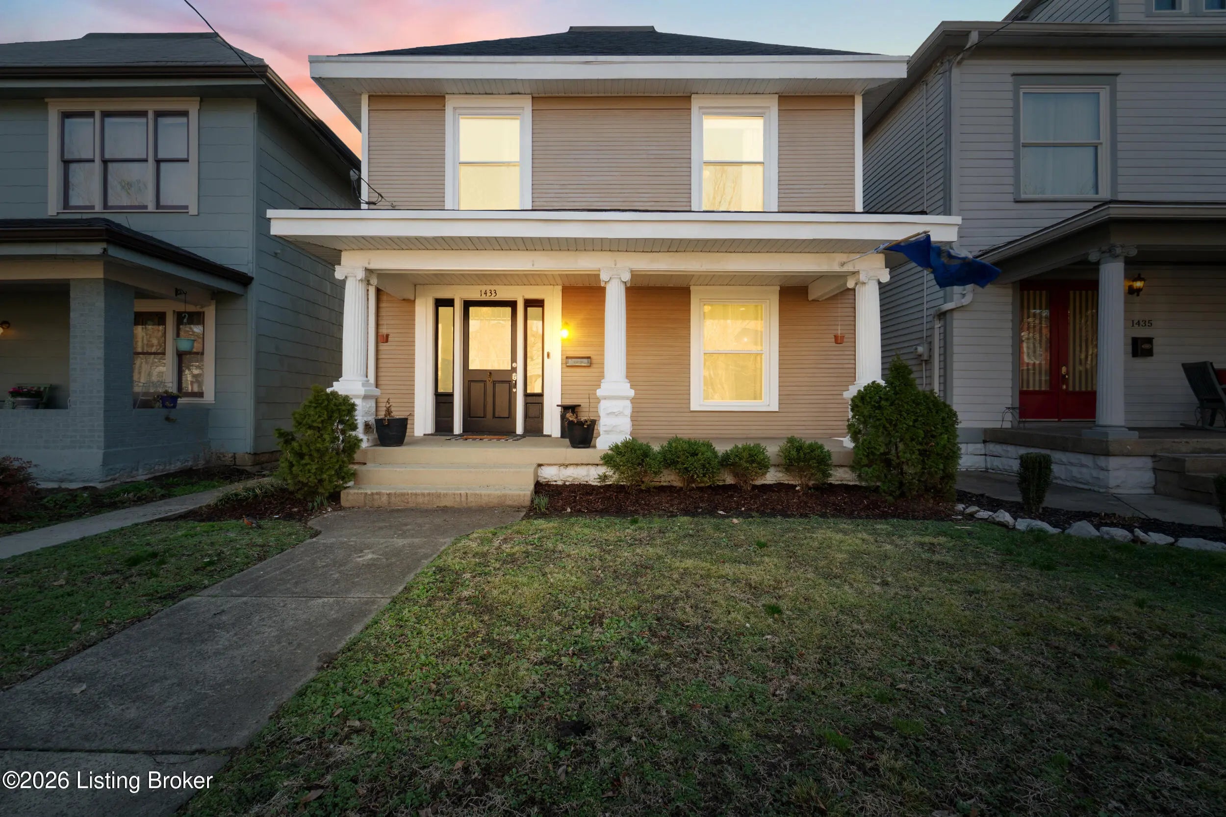 Photo of Listing #1709566