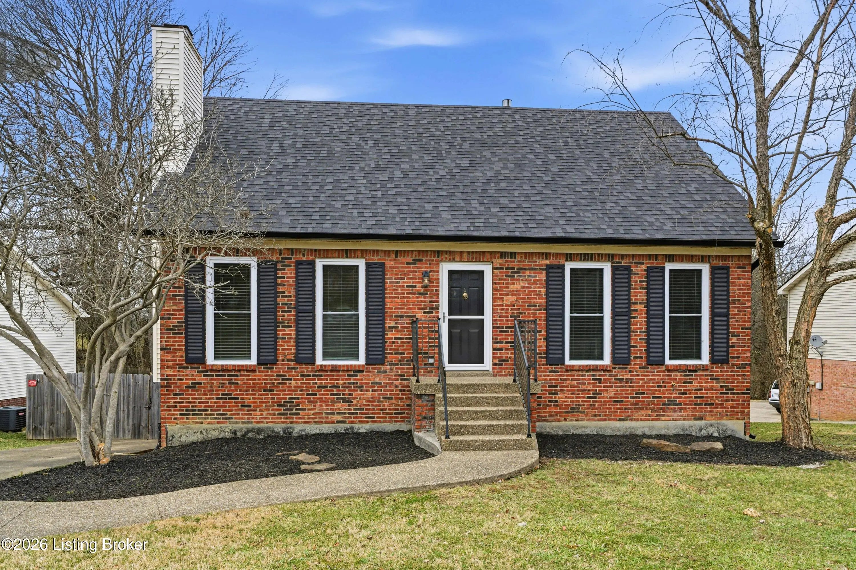 Photo of Listing #1709695