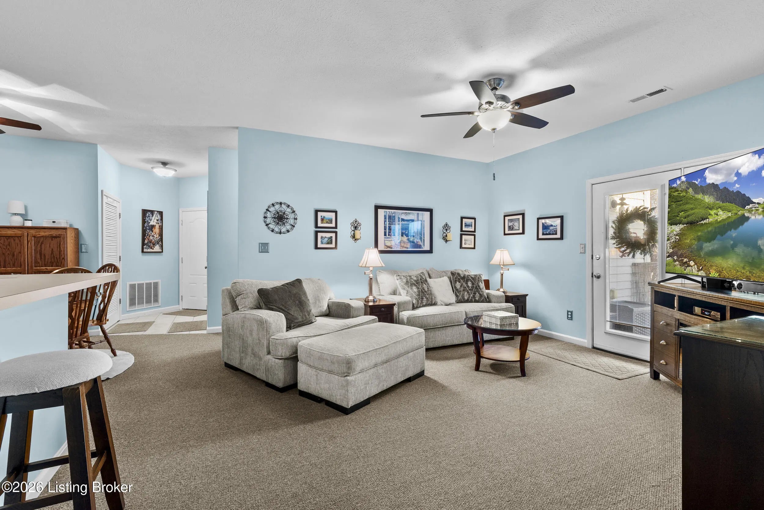 Photo of Listing #1710701