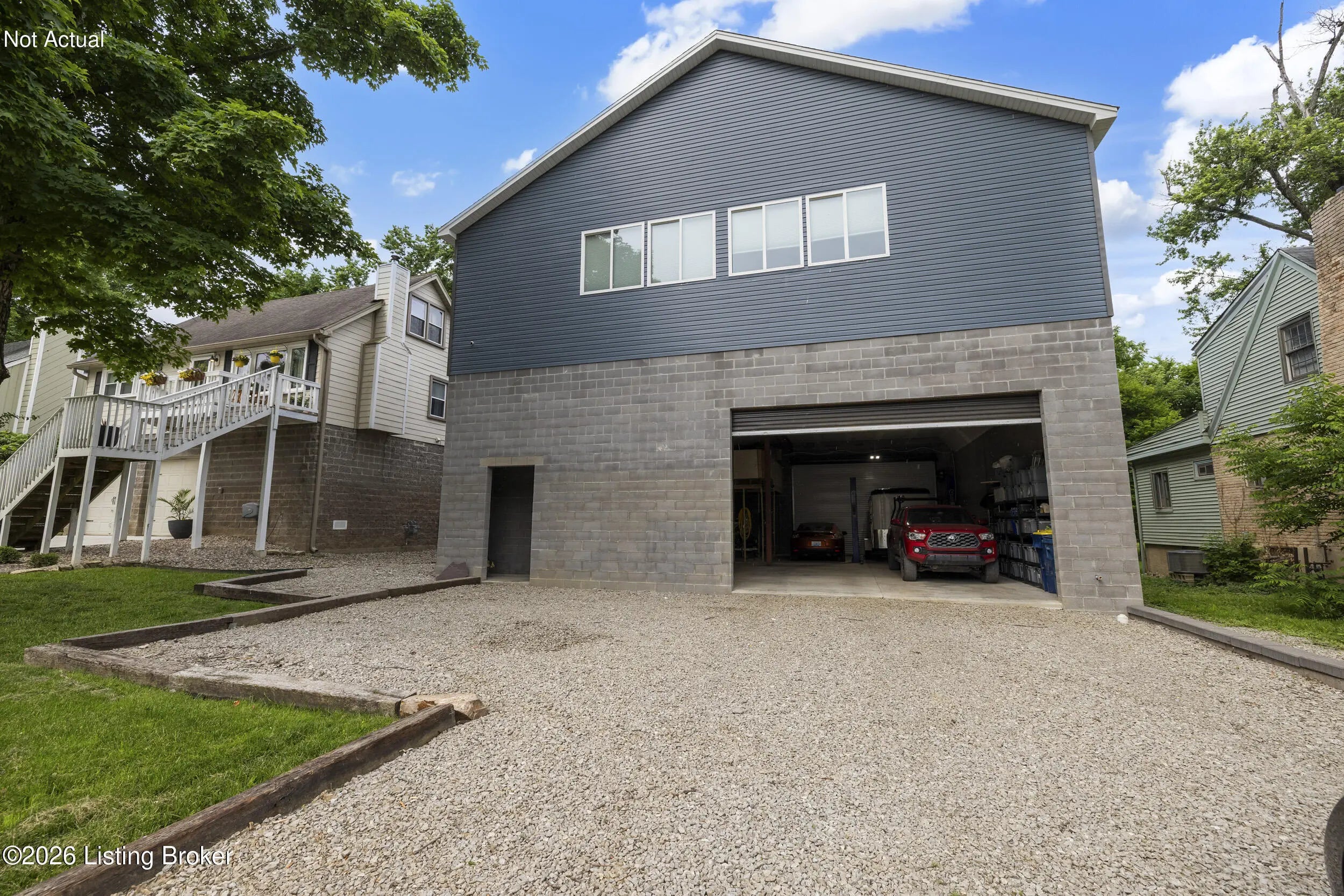 Photo of Listing #1709602