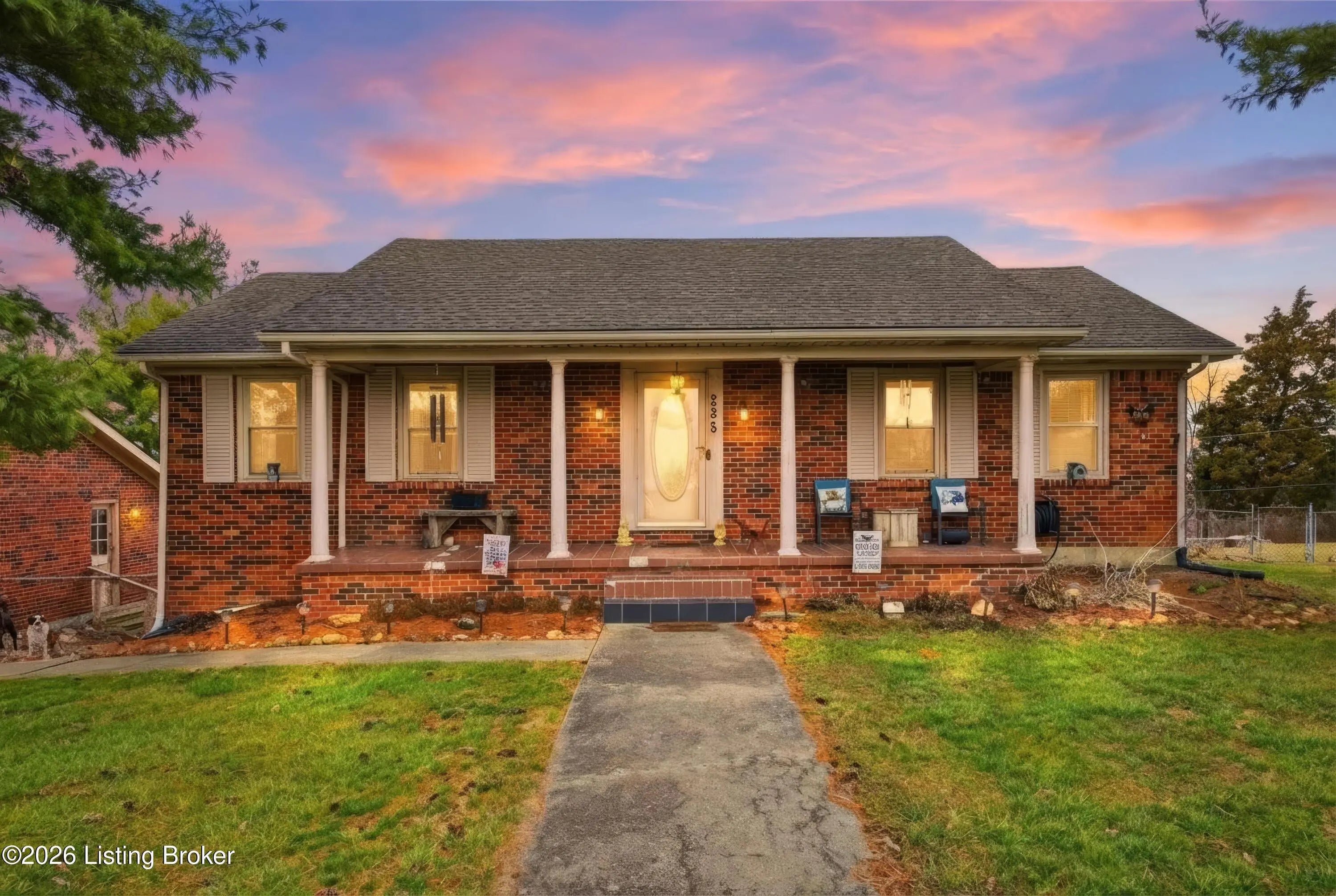 Photo of Listing #1709786