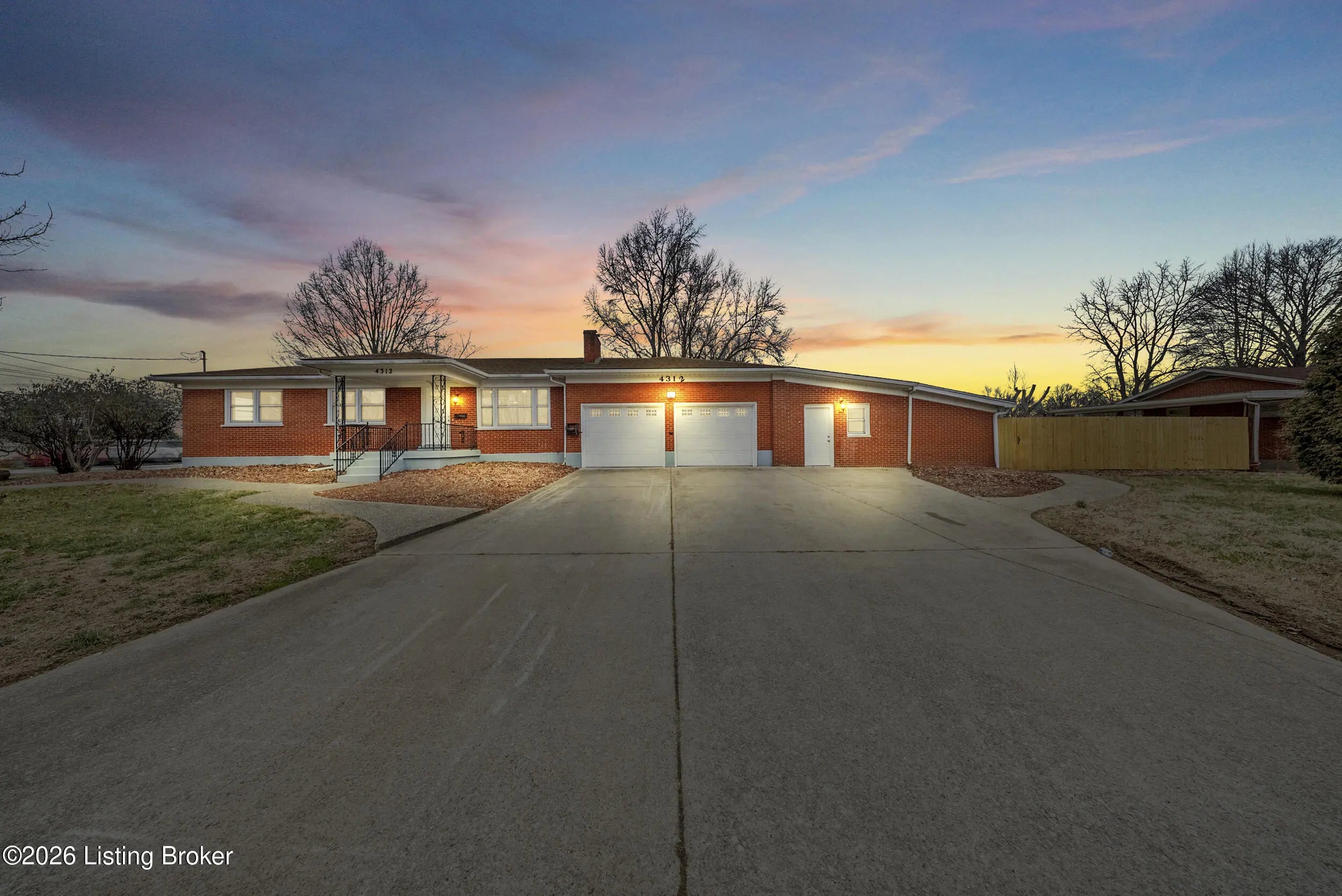 Photo of Listing #1709696