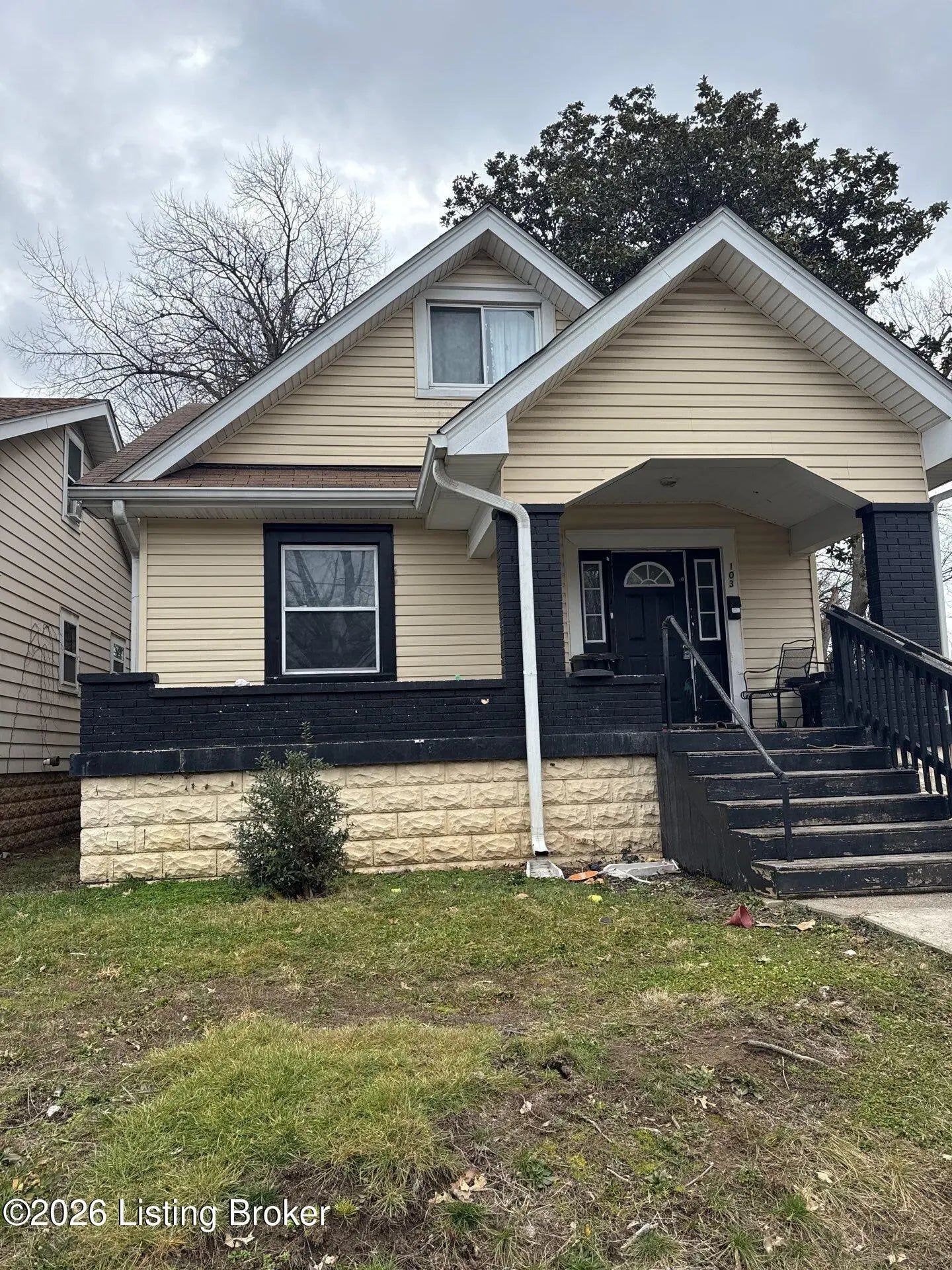 Photo of Listing #1709677