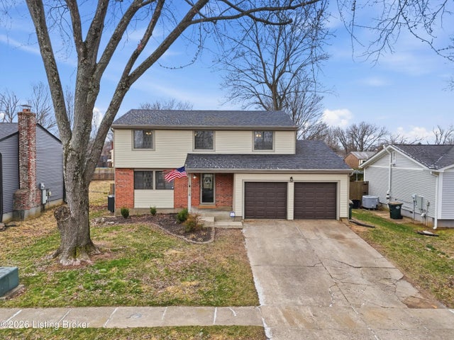 8910 Hatlerhall Dr, Louisville