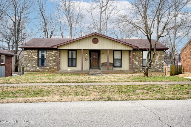 7112 Birnamwood Dr, Louisville