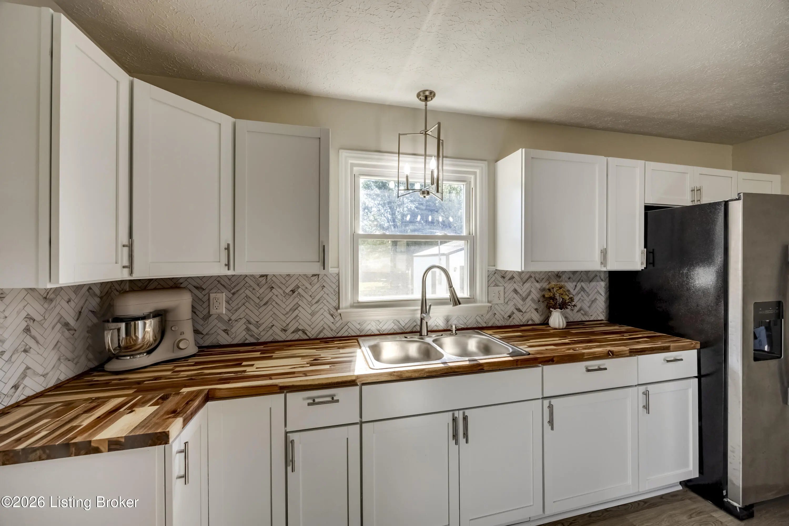 Photo of Listing #1709787