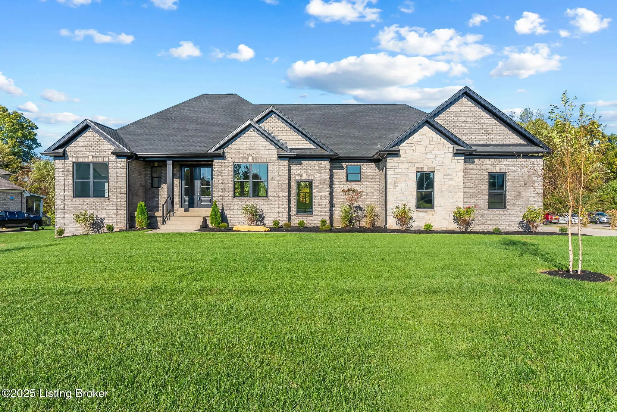 Photo of Listing #1709830