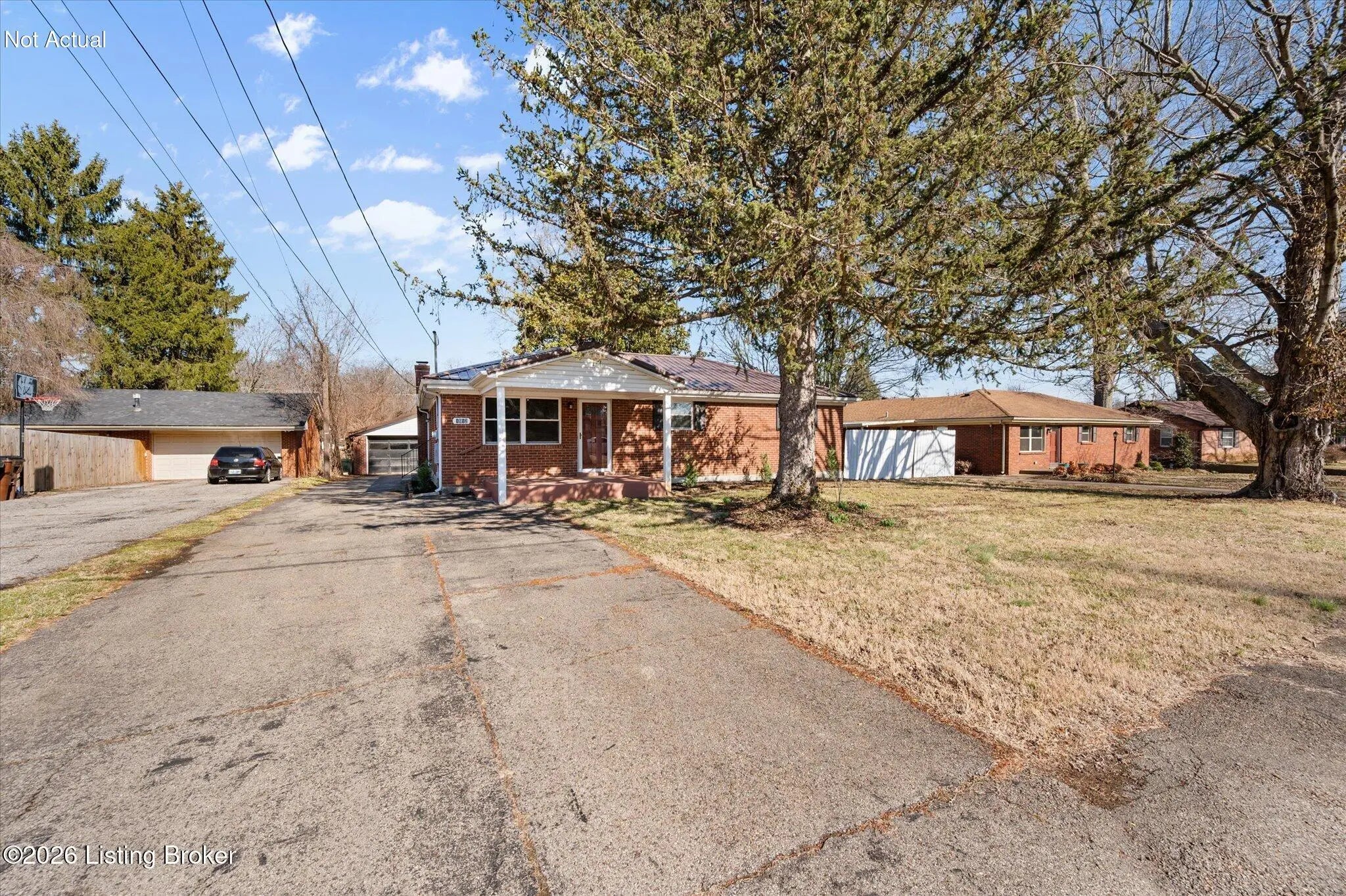 Photo of Listing #1710103