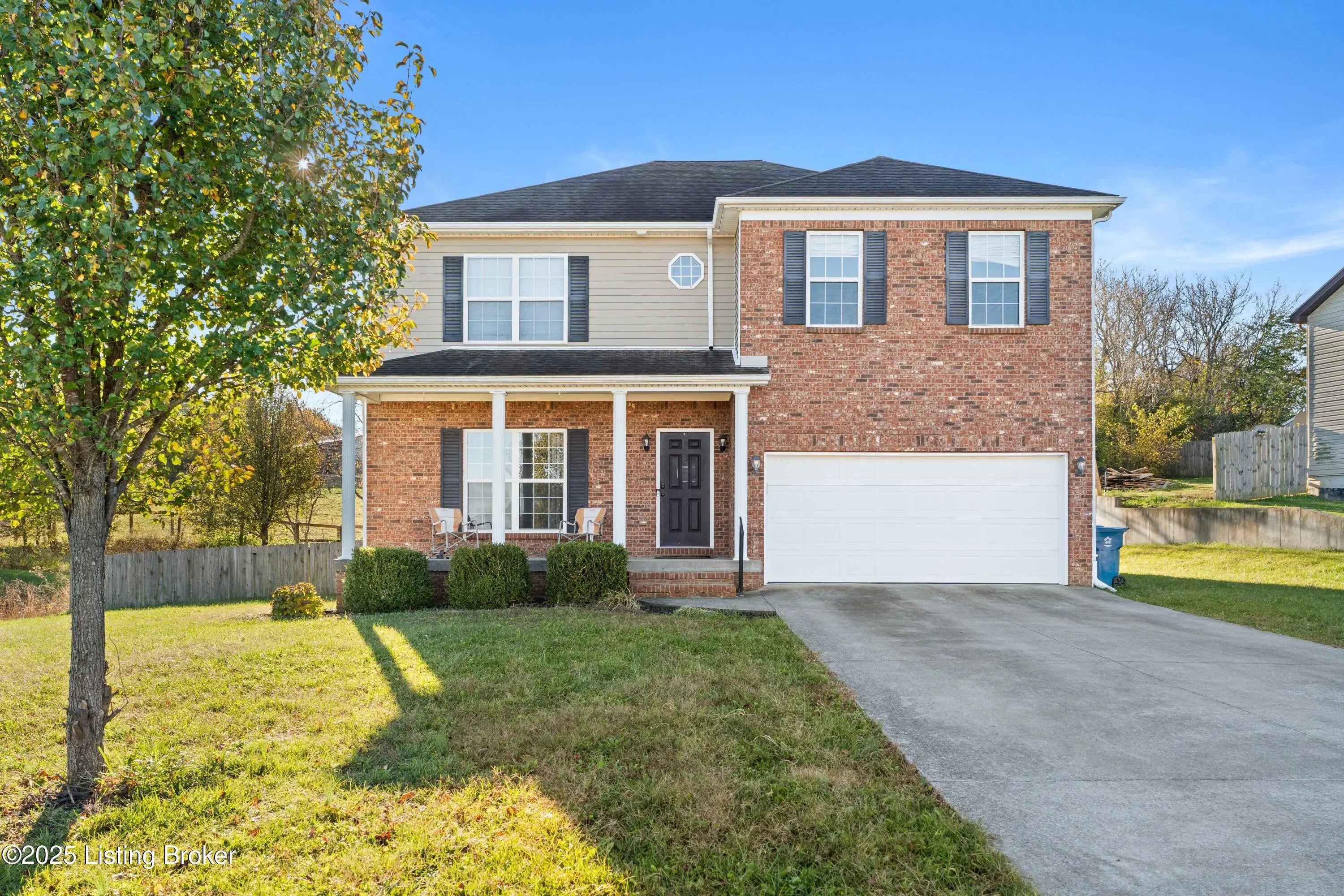 Photo of Listing #1709879