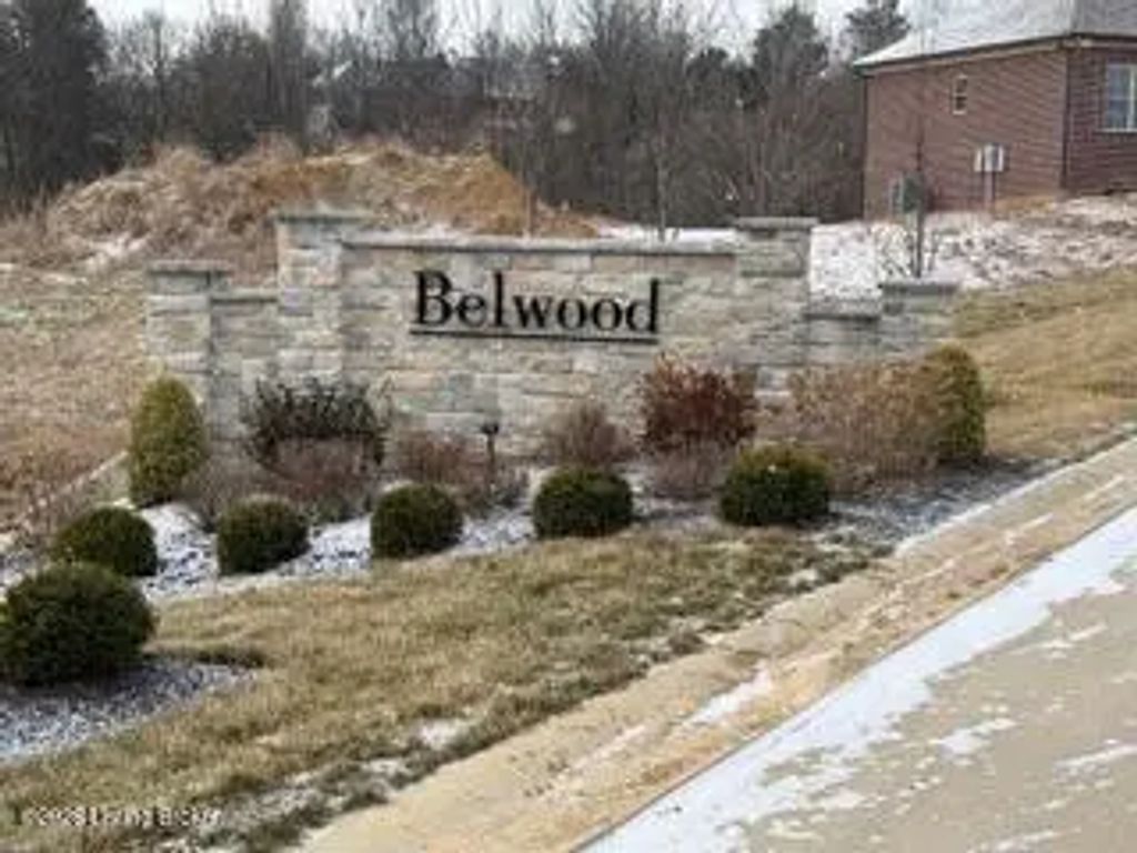 274 Sparrow Ln, Fisherville