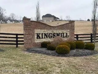 75 Kingsmill Dr, Fisherville