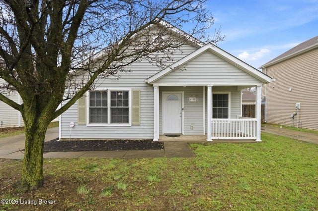 6103 Maravian Dr, Louisville