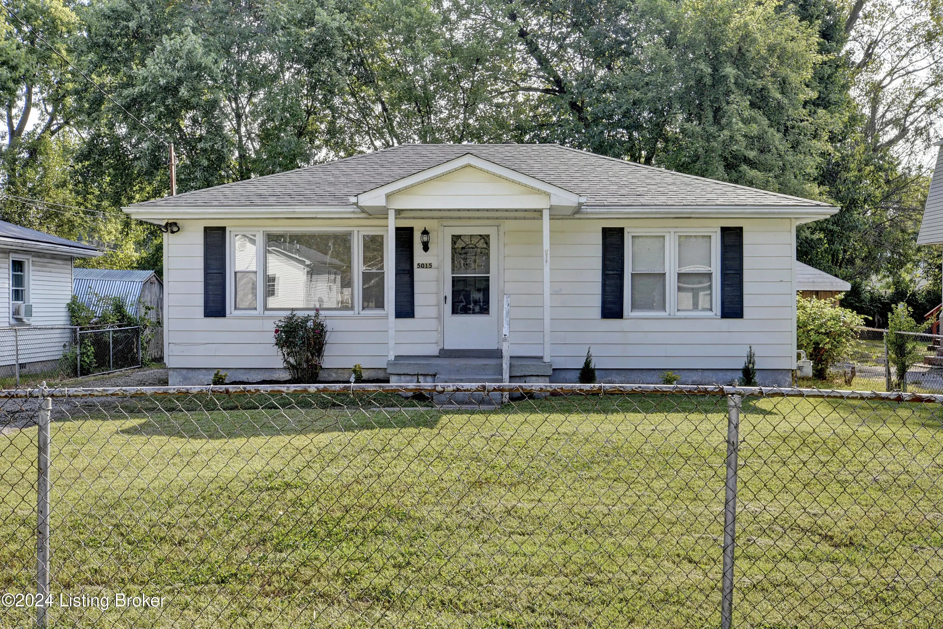 Photo of Listing #1710025