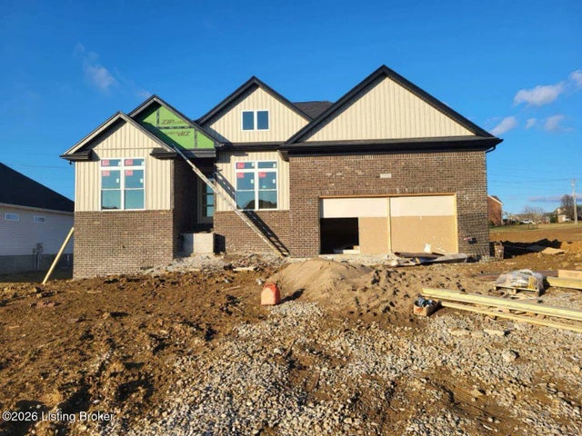 2320 Clearwater Dr, Lawrenceburg