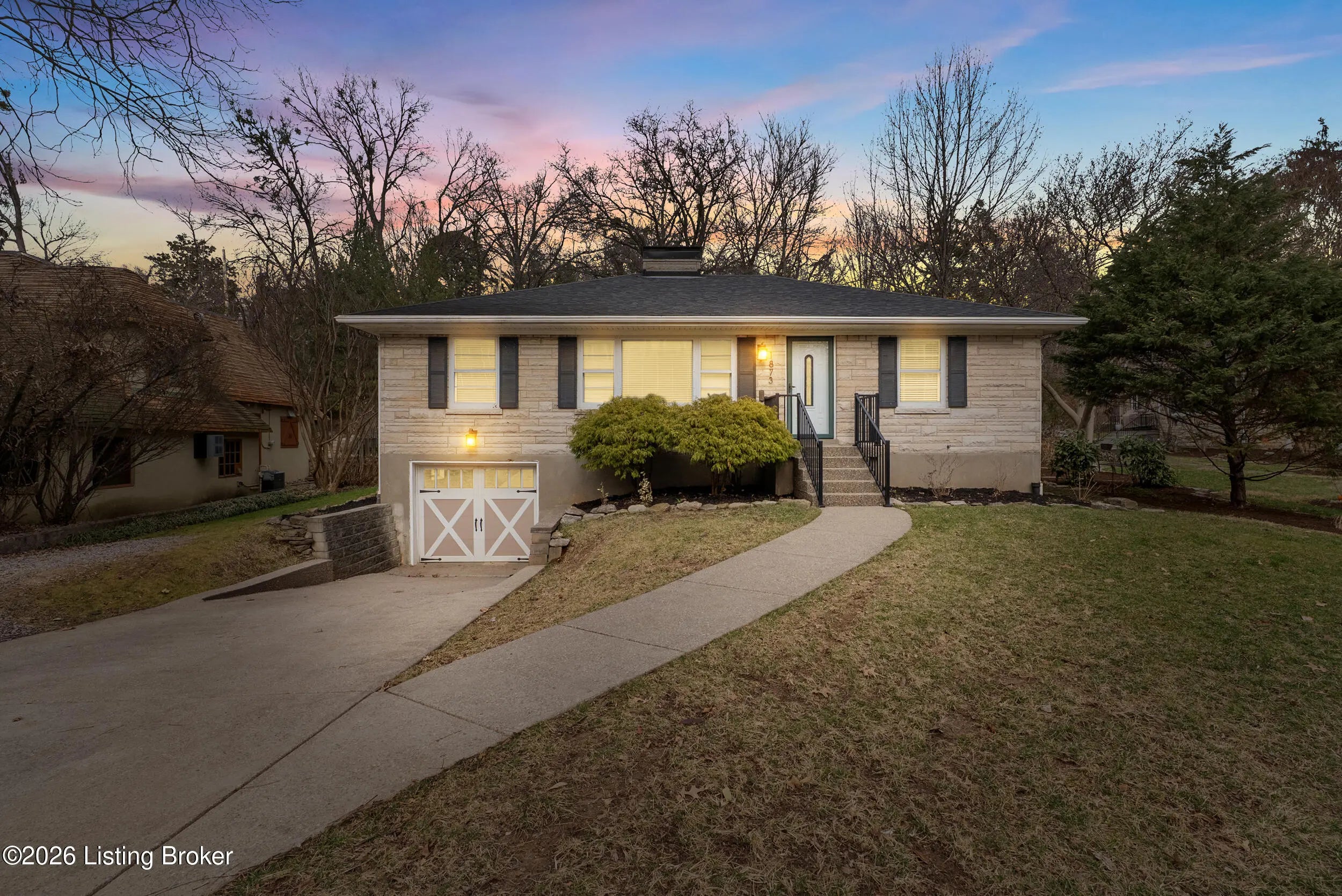 Photo of Listing #1710097