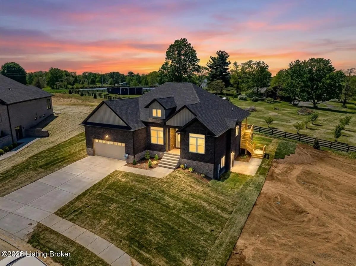 Photo of Listing #1710124