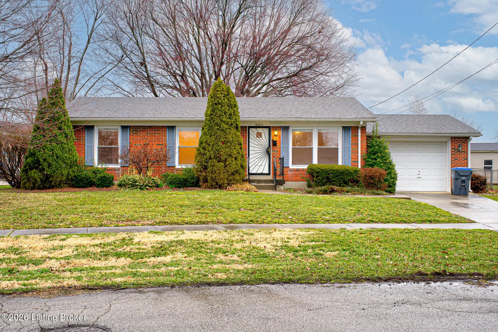 Photo of Listing #1710380