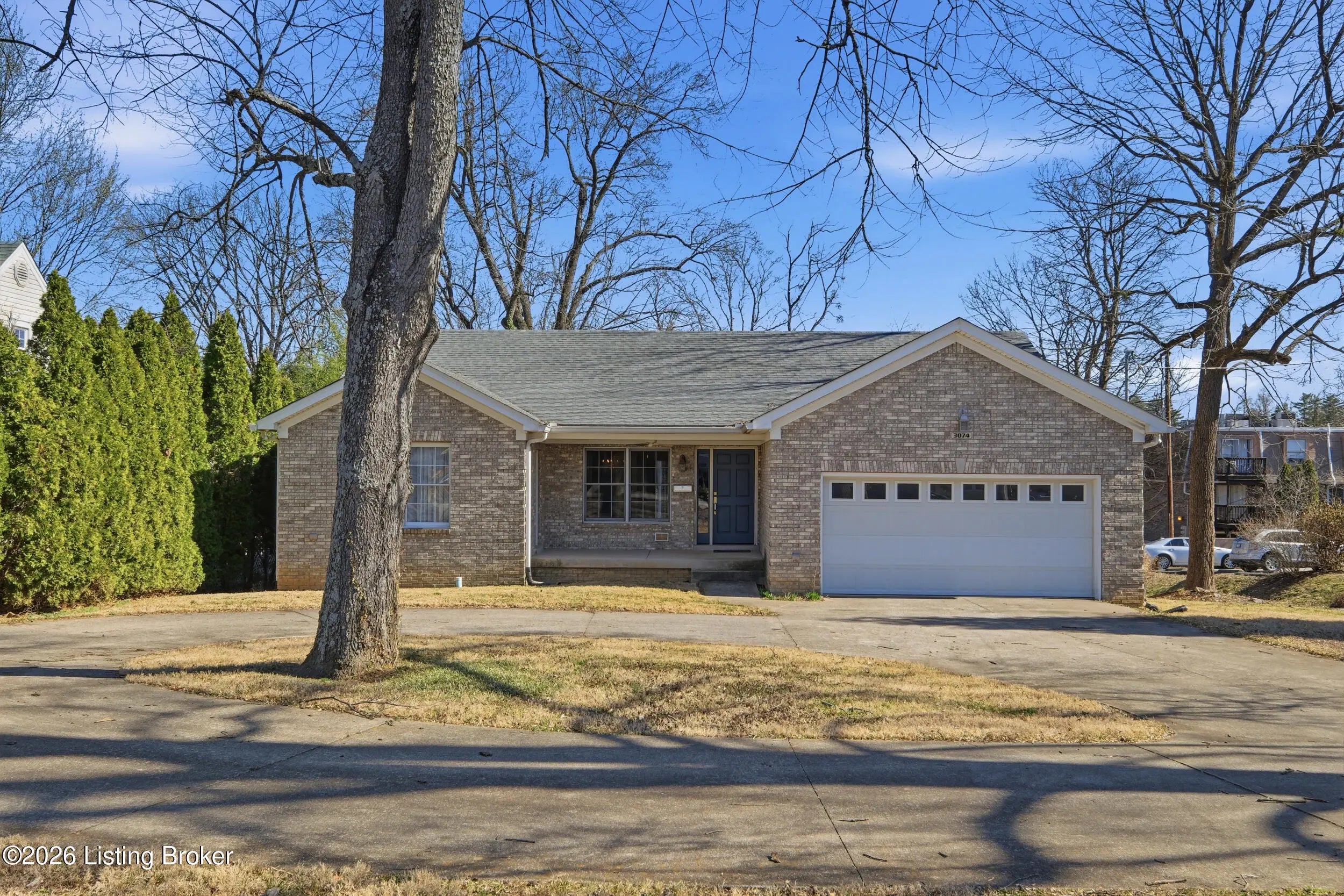 Photo of Listing #1711308