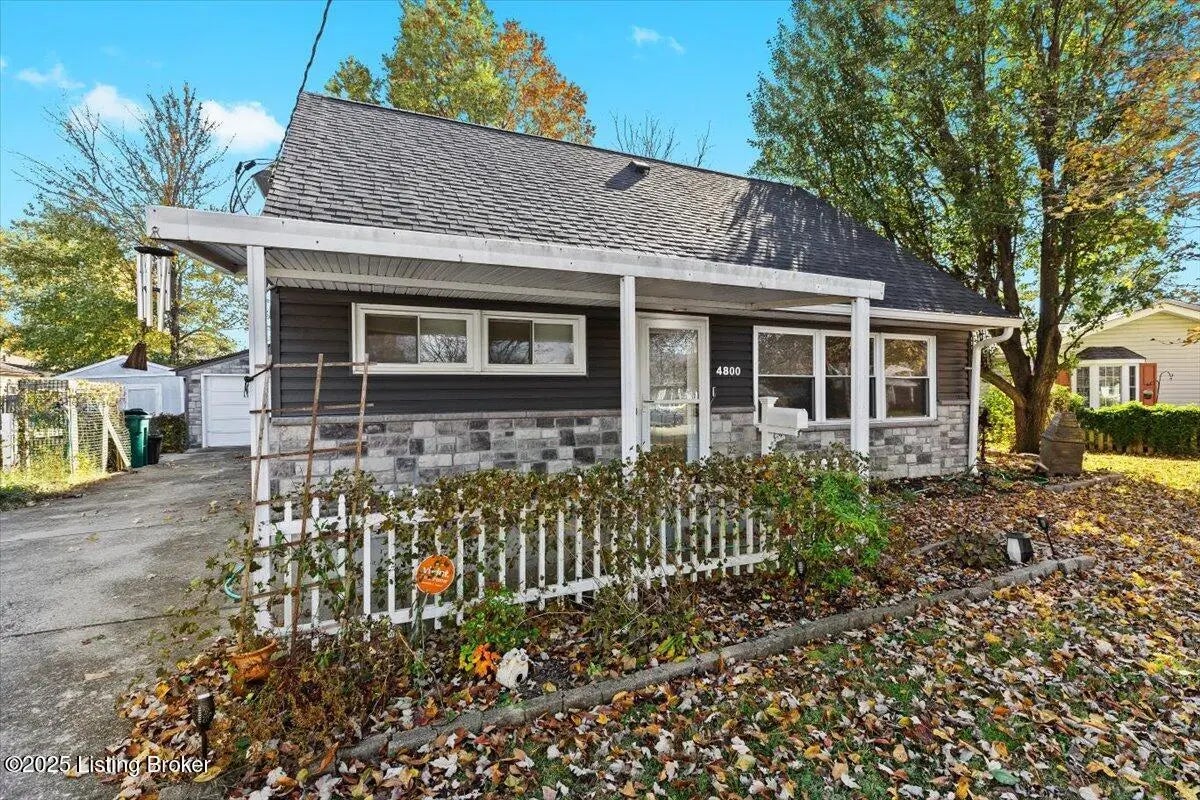 Photo of Listing #1710203