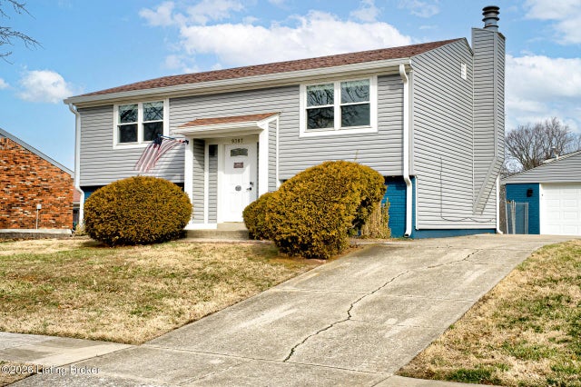 9307 Marse Henry Dr, Jeffersontown