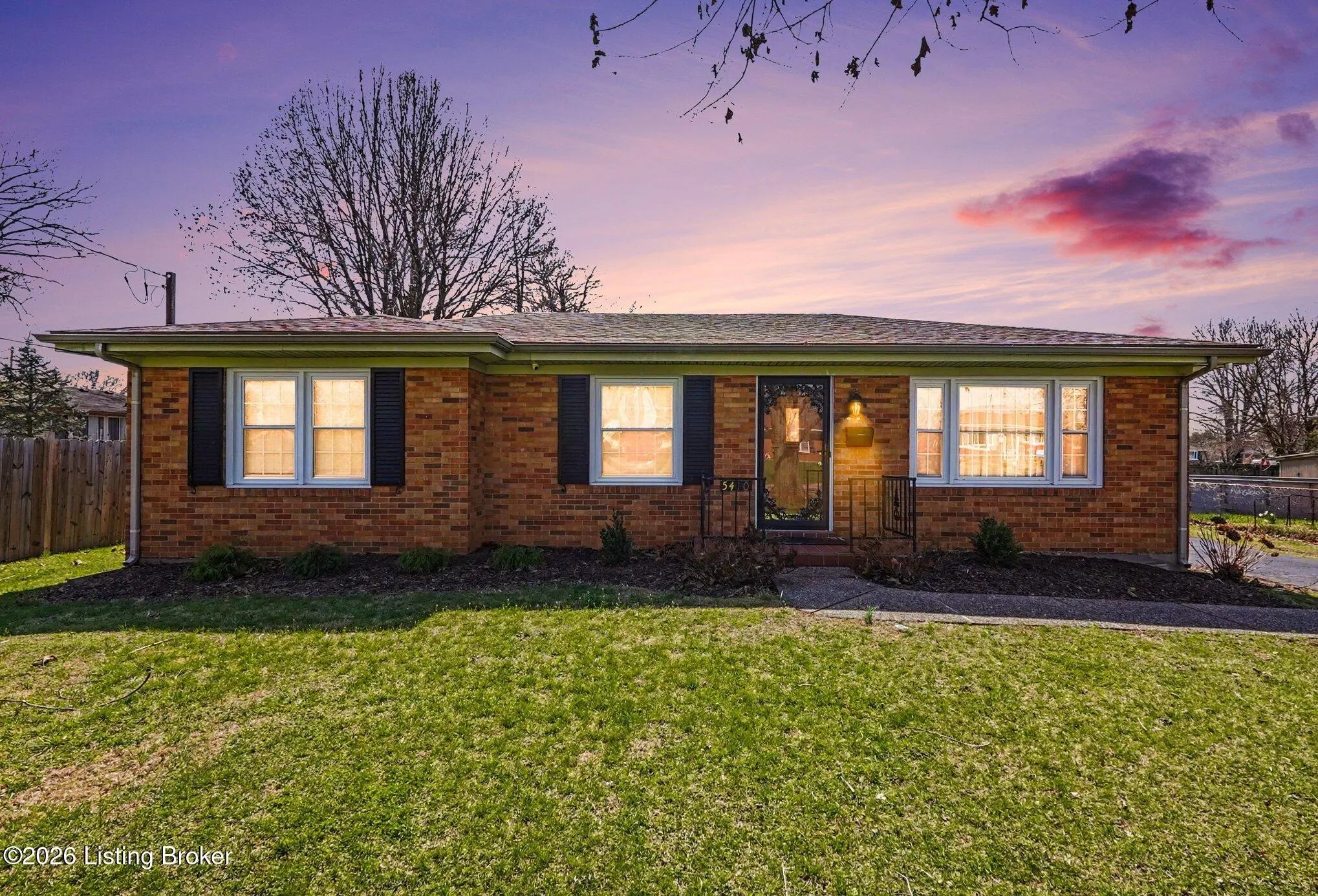 Photo of Listing #1712461