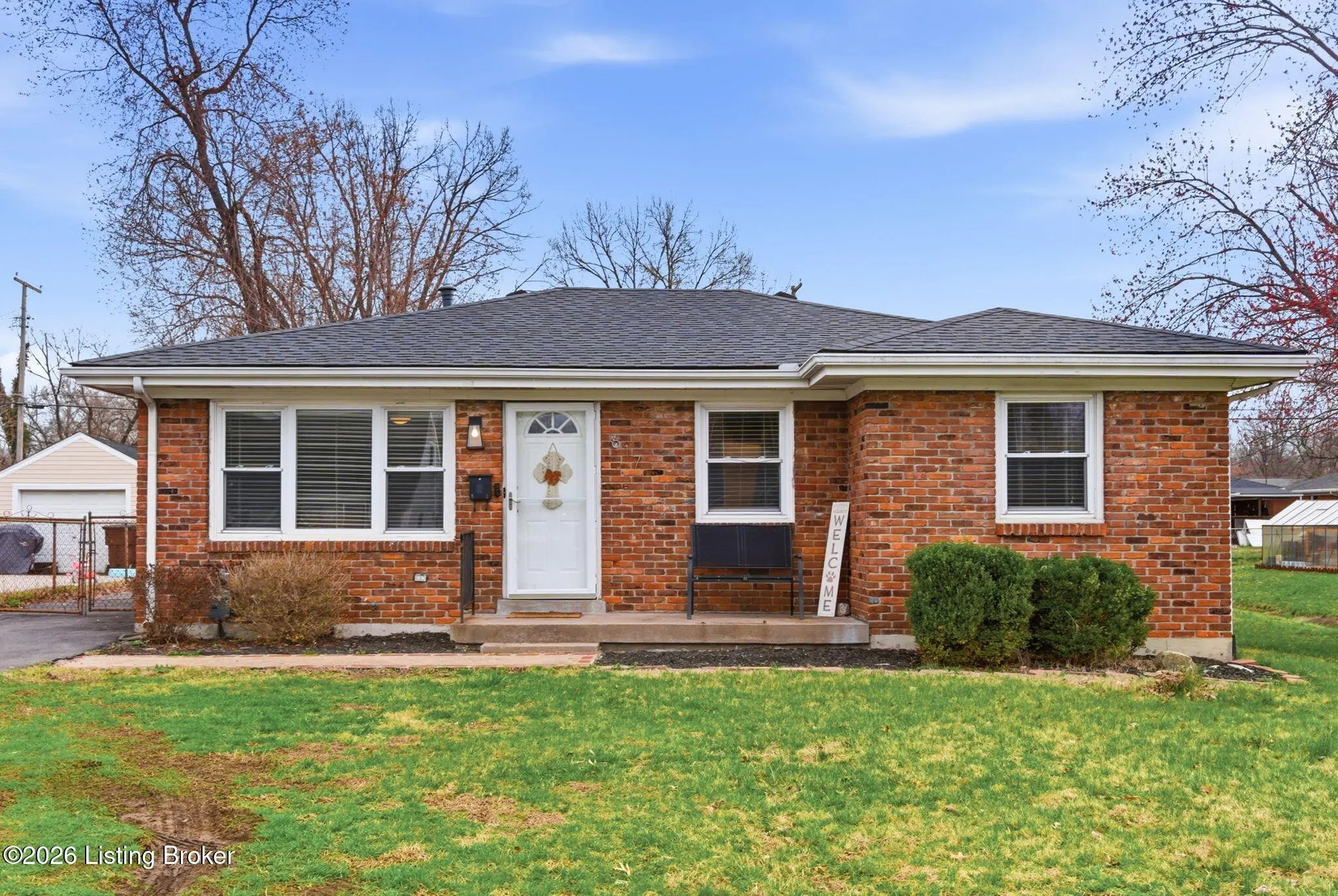 Photo of Listing #1711056